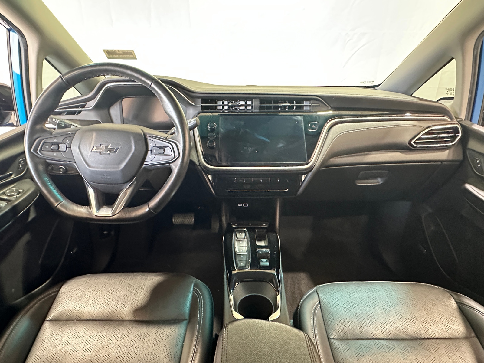 Thumbnail: 2022 Chevrolet Bolt EV - 2