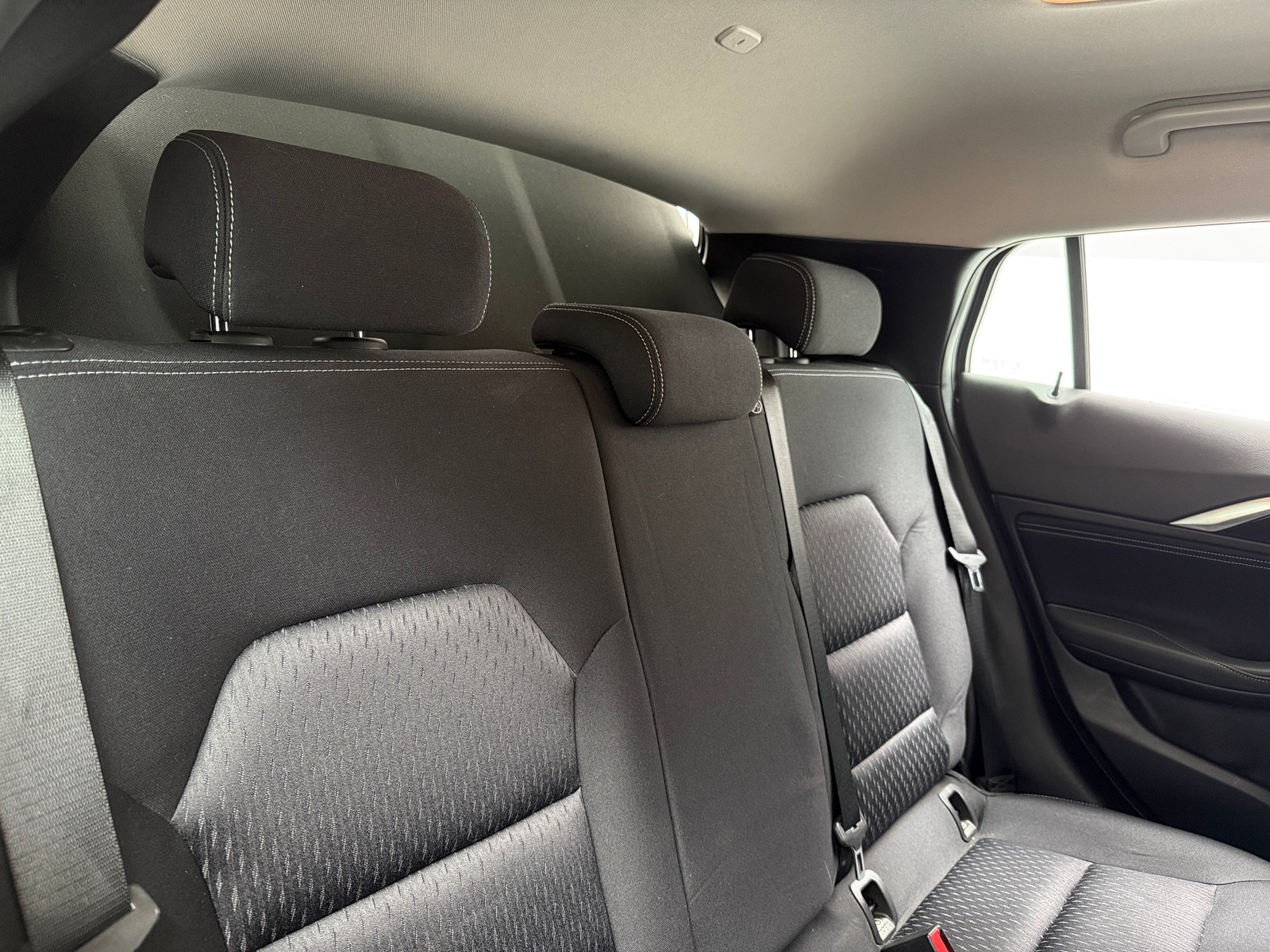 Thumbnail: 2019 INFINITI QX30 - 6