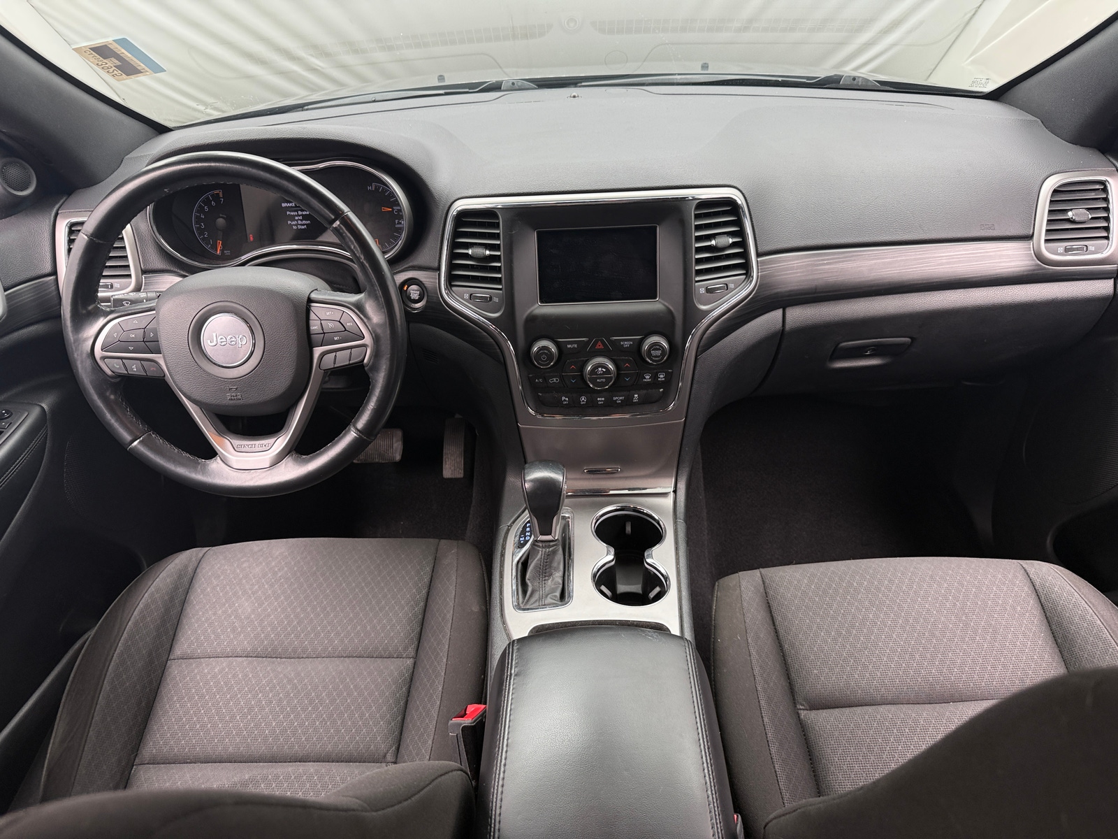 Thumbnail: 2020 Jeep Grand Cherokee - 3