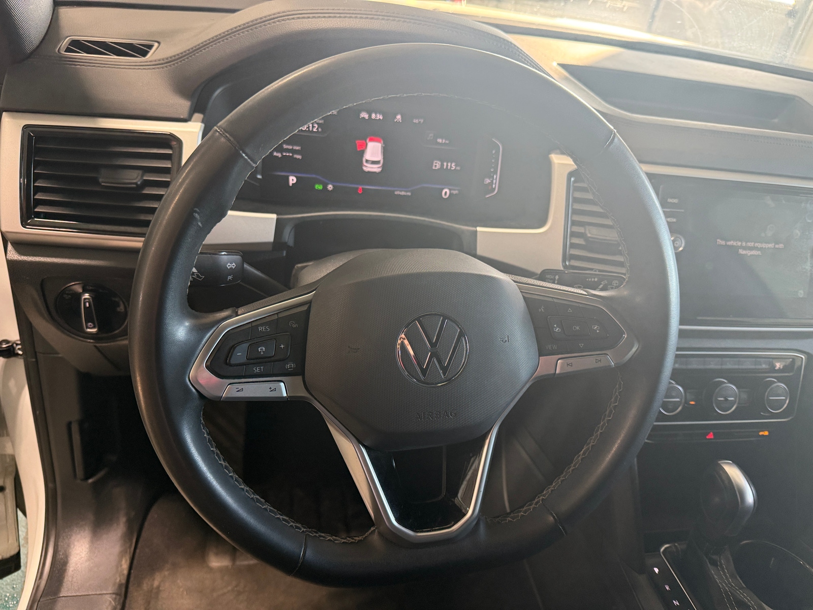 Thumbnail: 2022 Volkswagen Atlas - 4