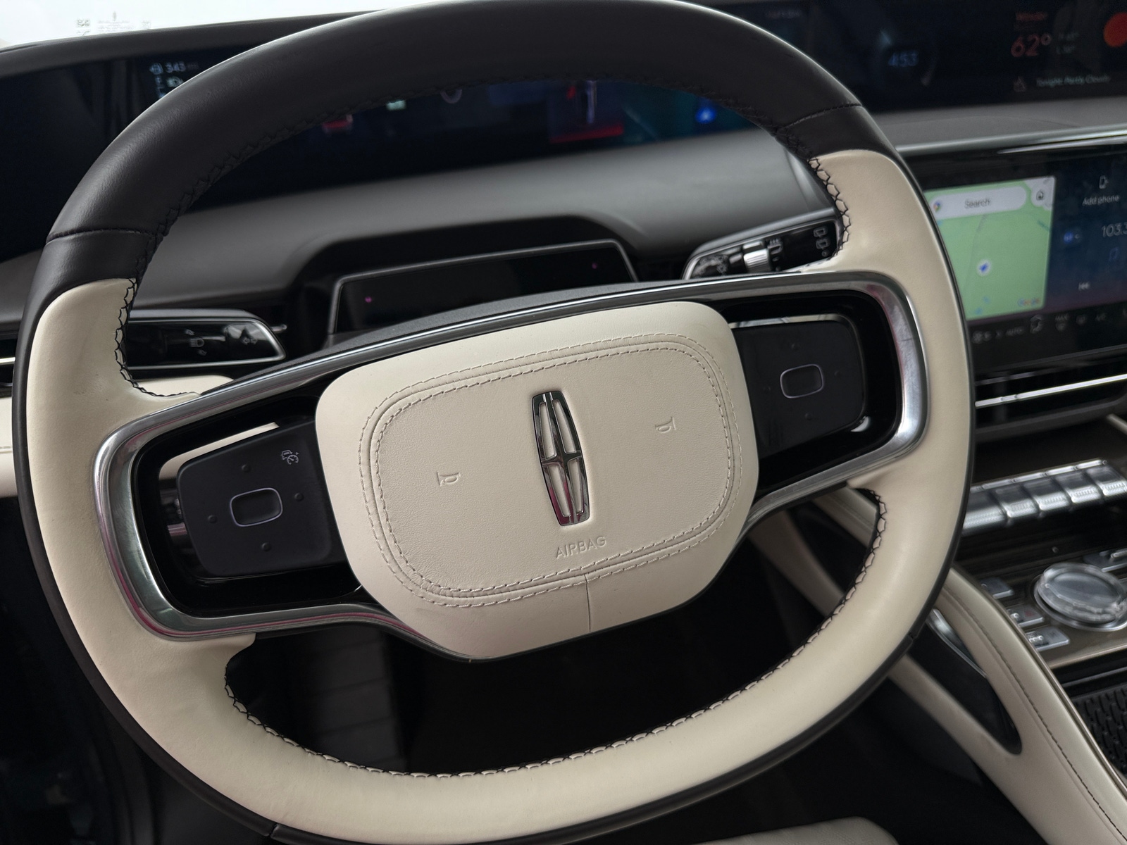 Thumbnail: 2025 Lincoln Nautilus - 4