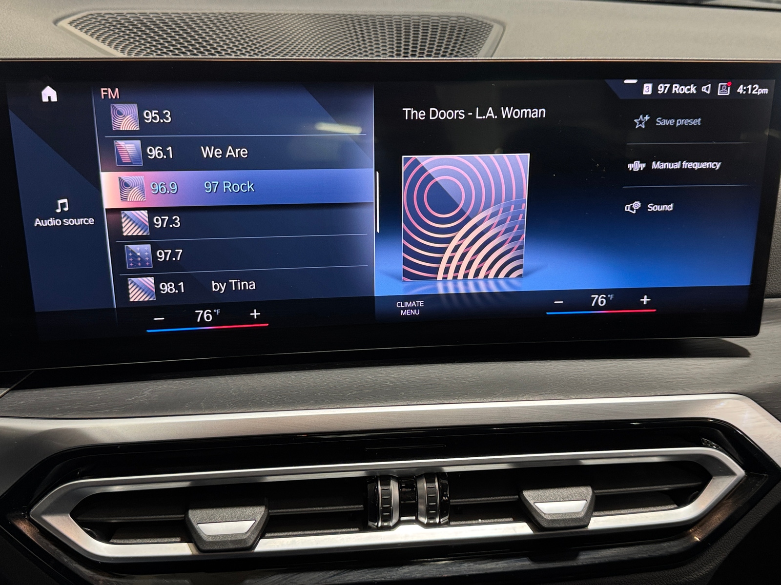 Thumbnail: 2024 BMW 3 Series - 3