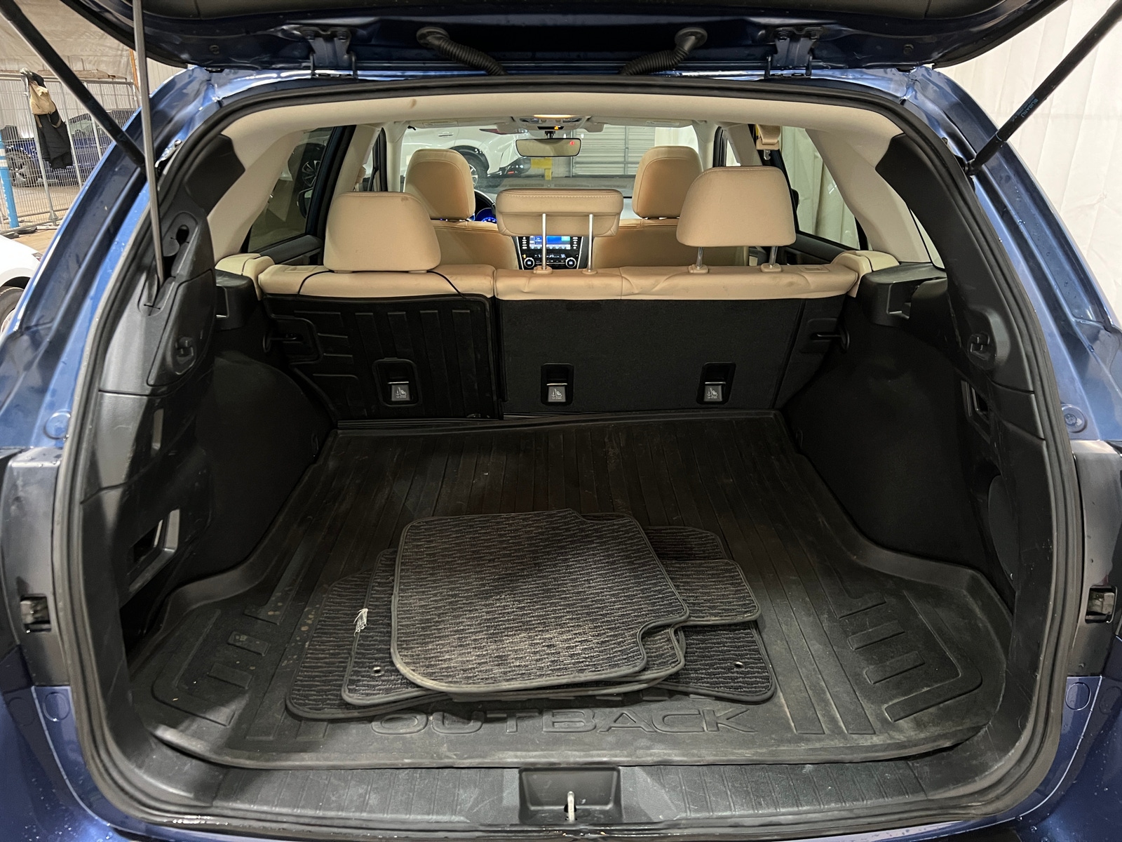 Thumbnail: 2019 Subaru Outback - 6