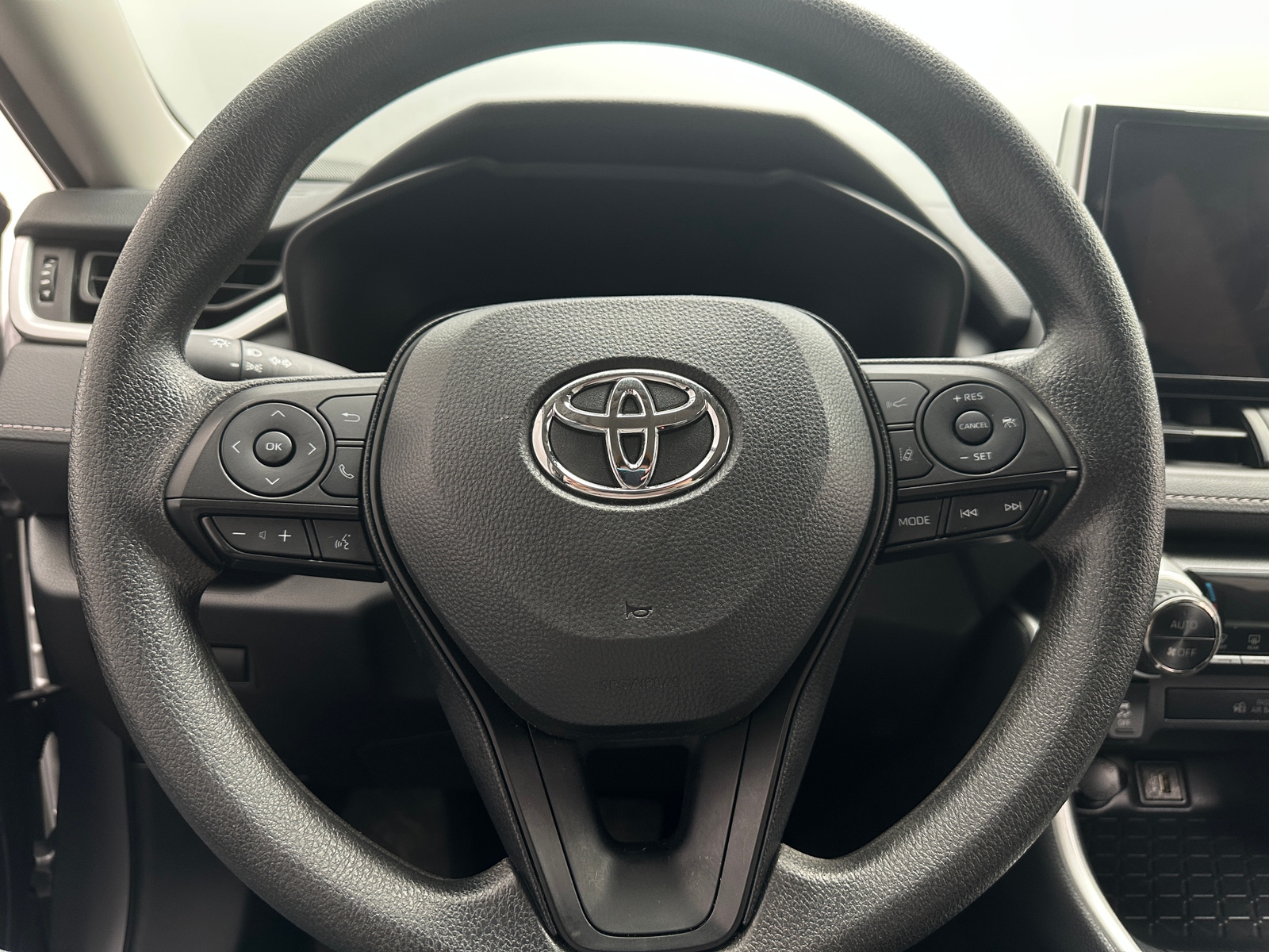 Thumbnail: 2025 Toyota RAV4 - 5