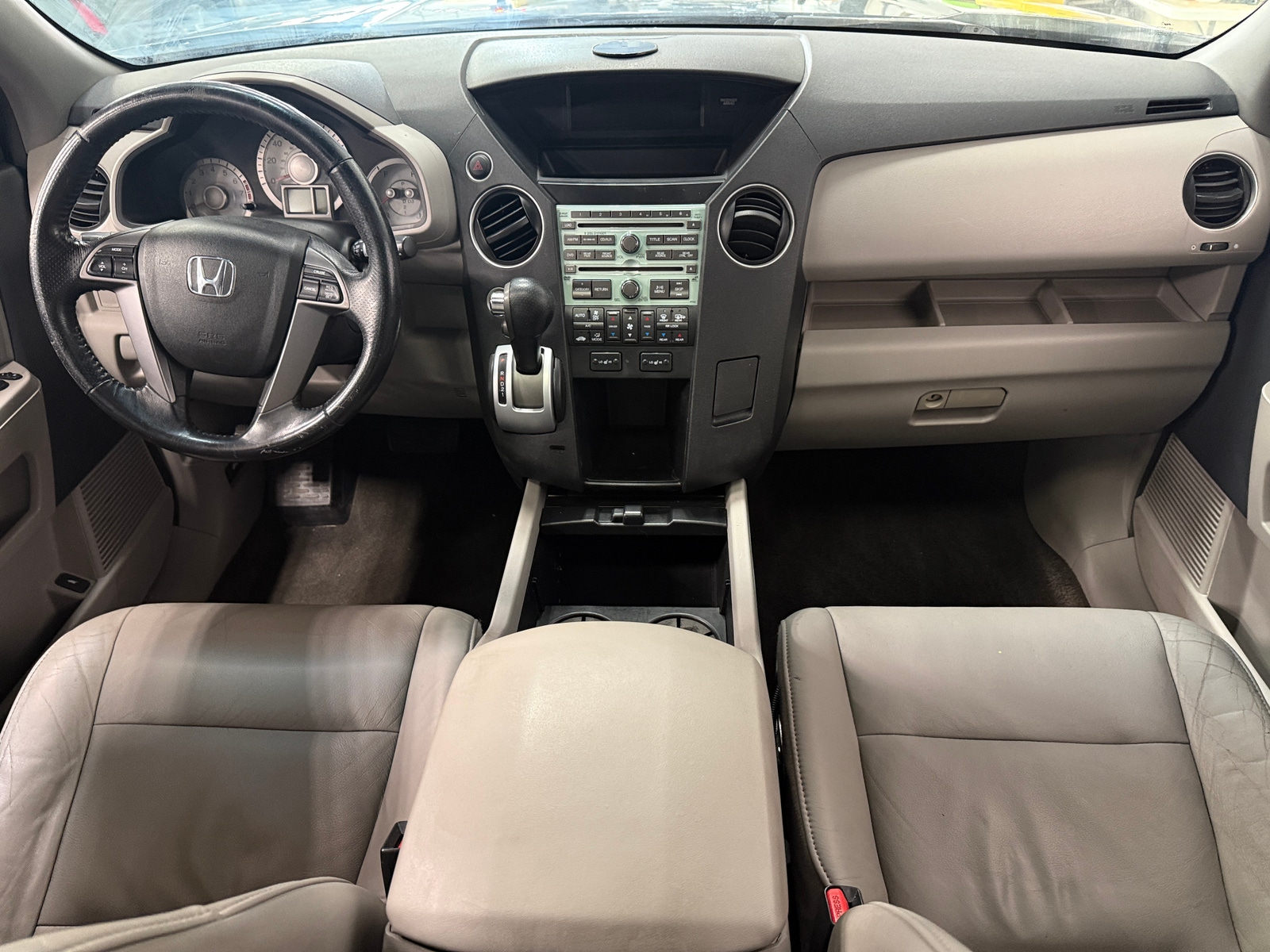 Thumbnail: 2011 Honda Pilot - 3