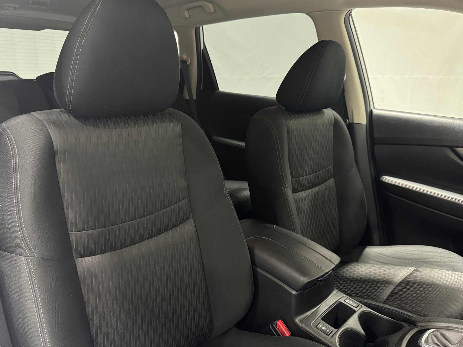 Thumbnail: 2019 Nissan Rogue - 2