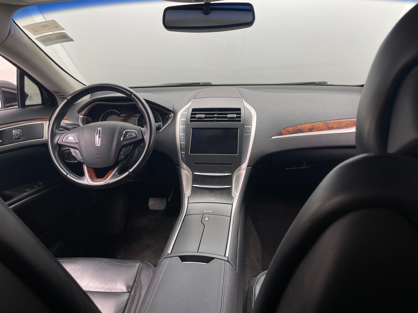 Thumbnail: 2015 Lincoln MKZ - 2