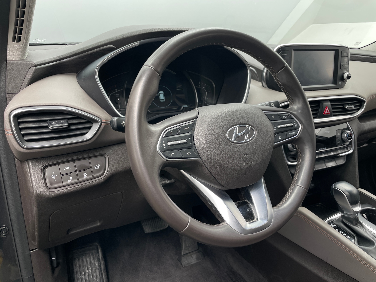 Thumbnail: 2020 Hyundai Santa Fe - 4