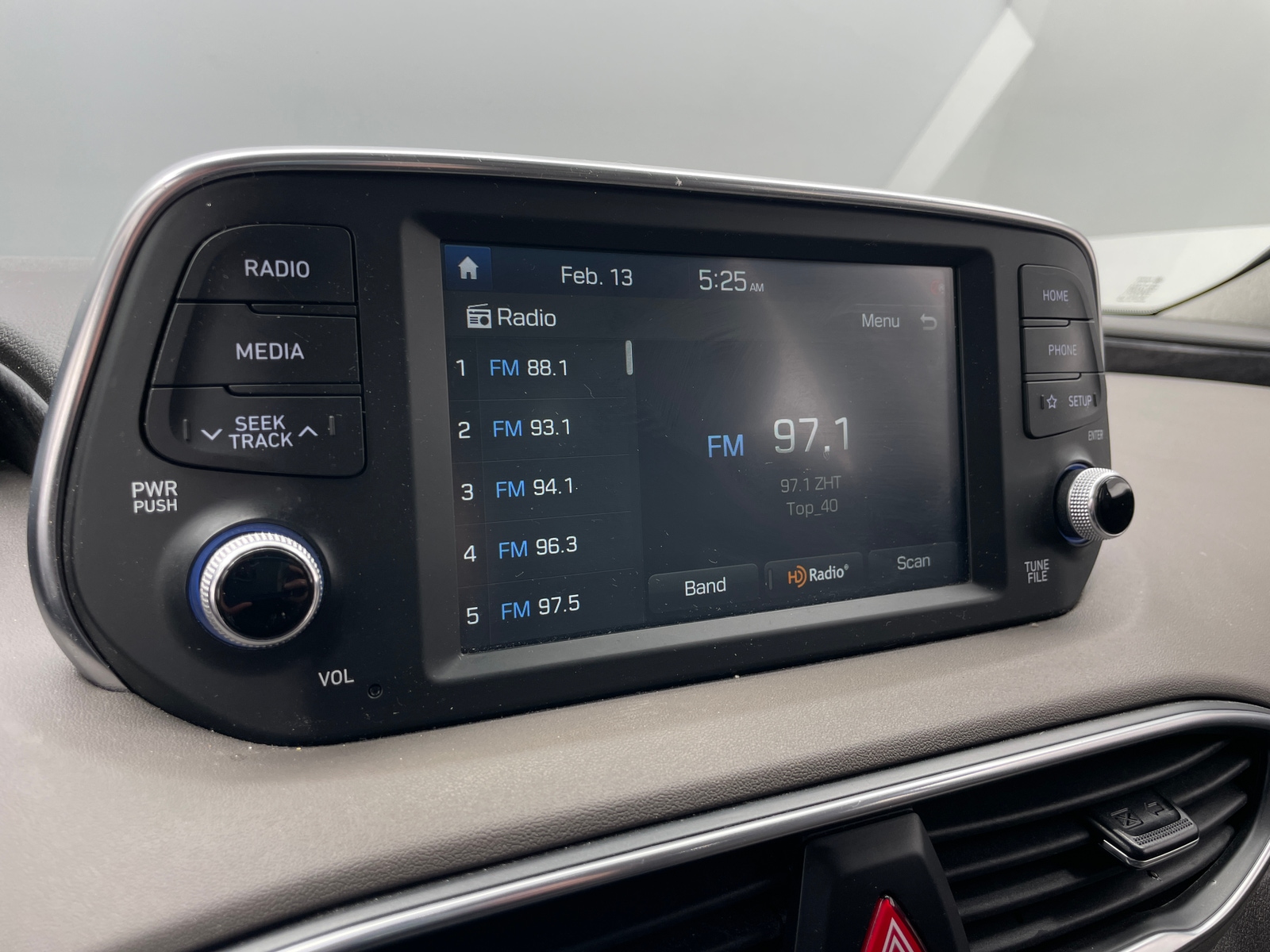 Thumbnail: 2020 Hyundai Santa Fe - 3