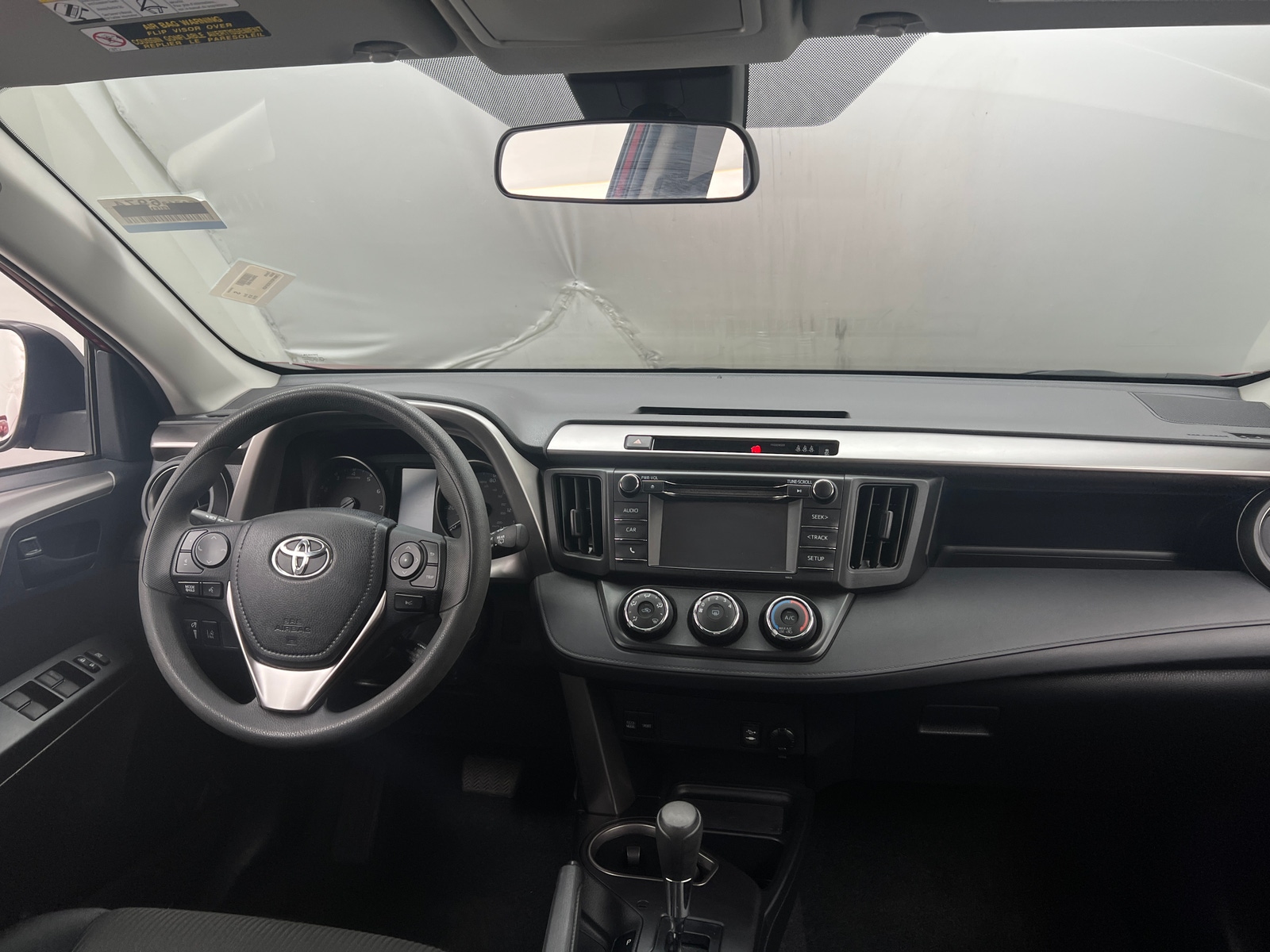 Thumbnail: 2018 Toyota RAV4 - 3