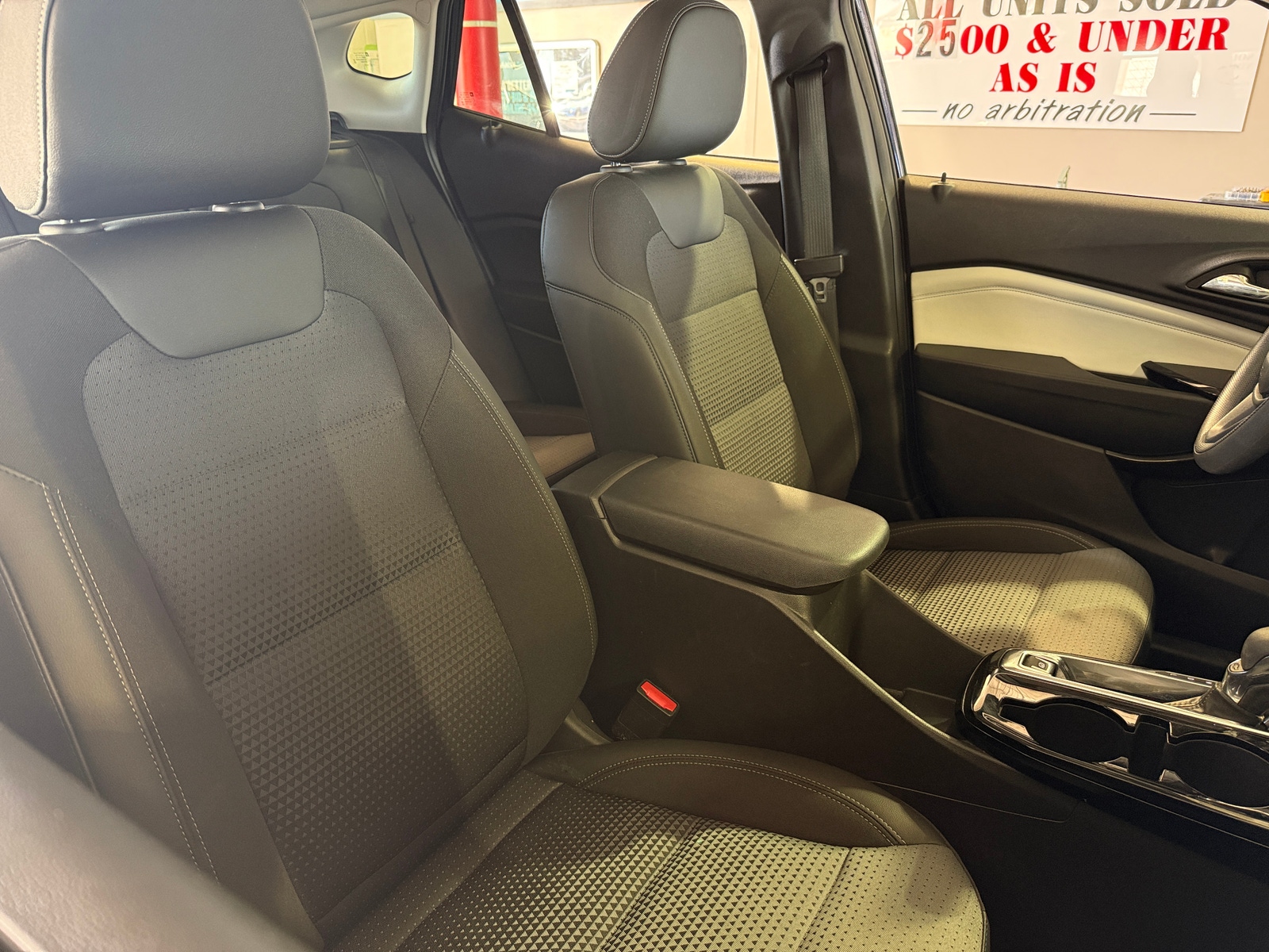 Thumbnail: 2024 Chevrolet Trax - 2