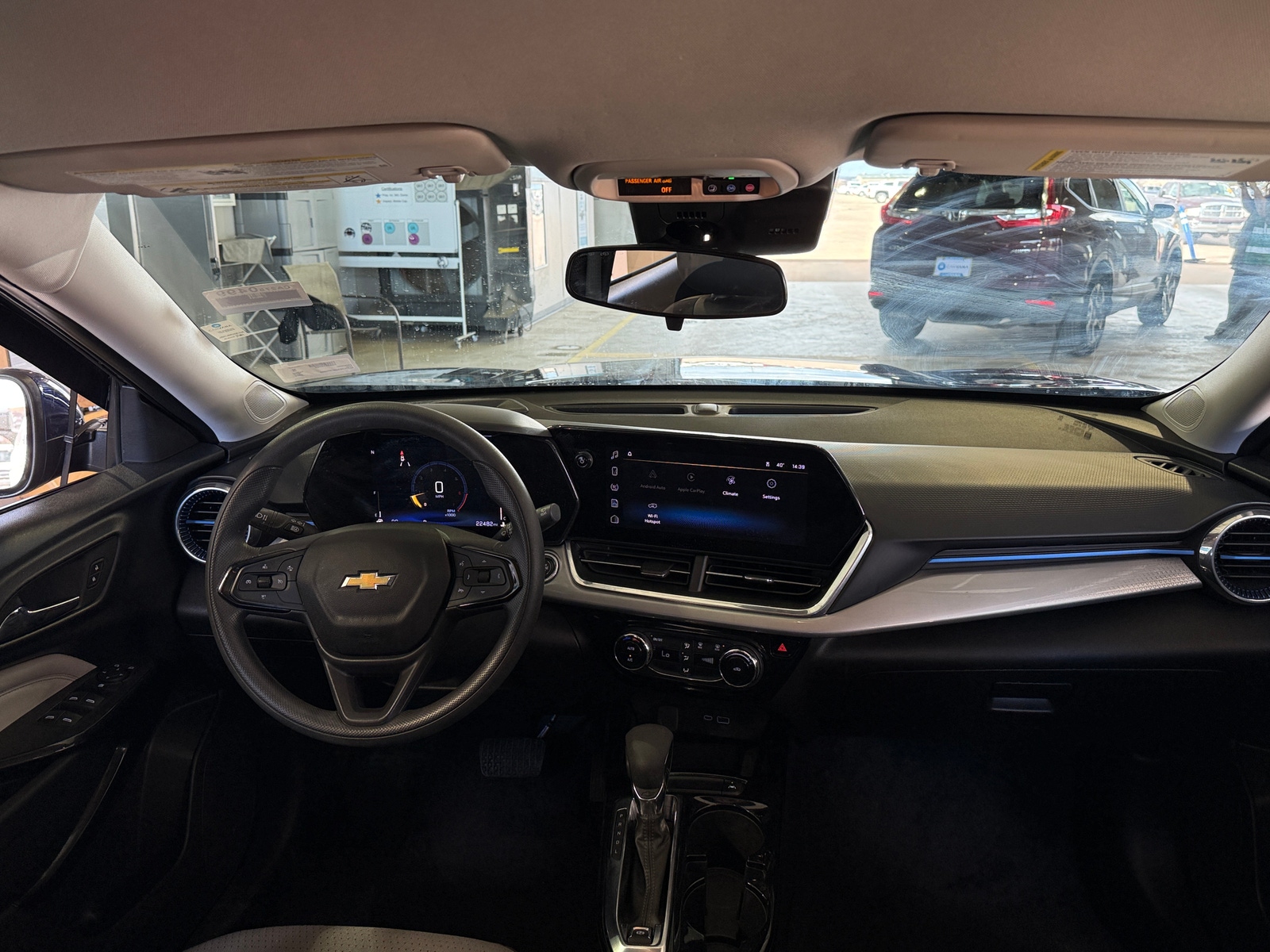 Thumbnail: 2024 Chevrolet Trax - 3