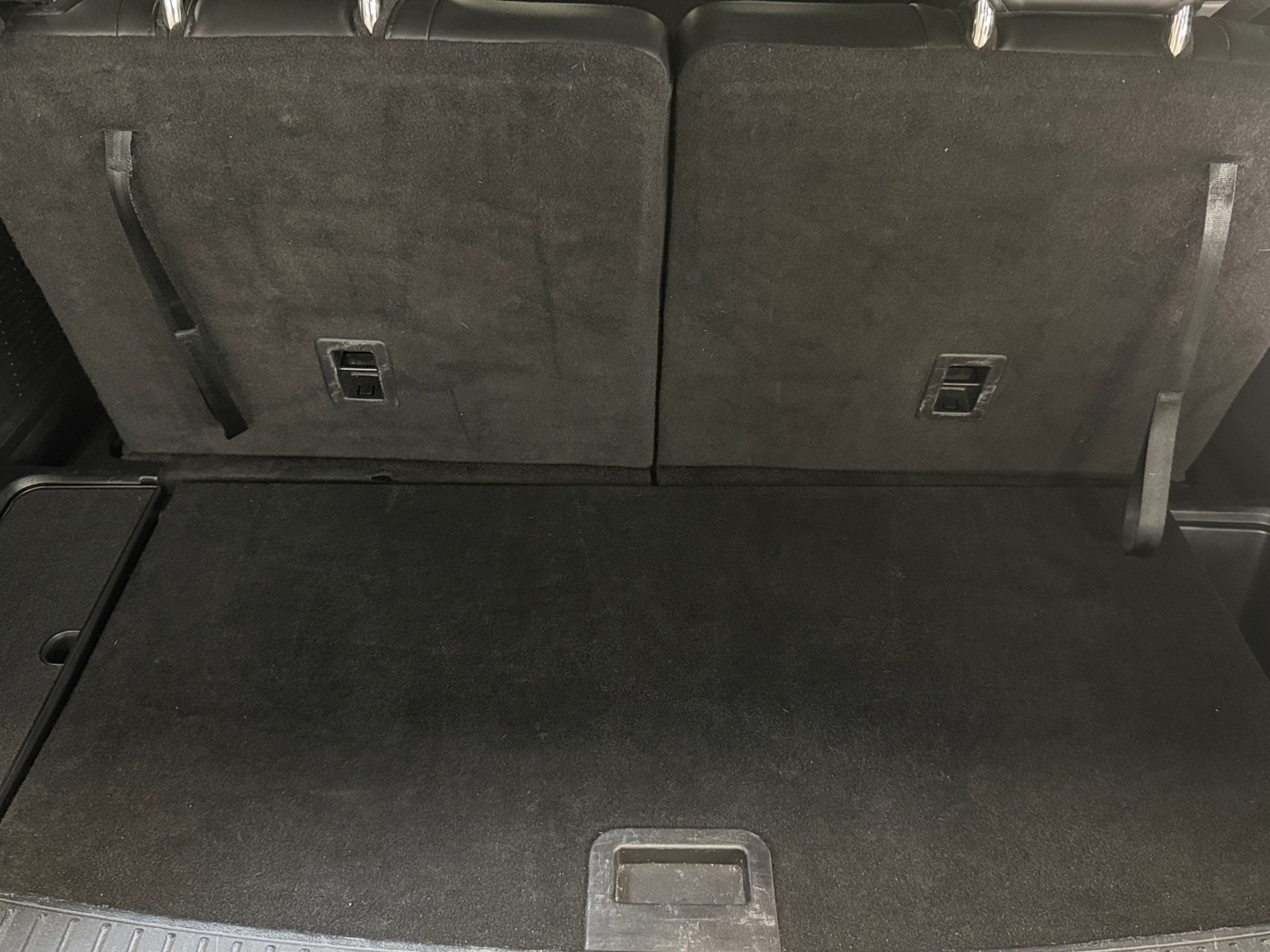 Thumbnail: 2023 Ford Explorer - 7