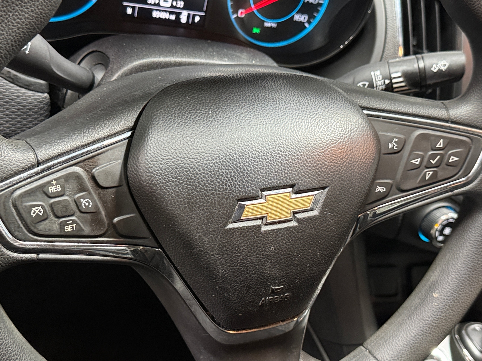 Thumbnail: 2016 Chevrolet Cruze - 5