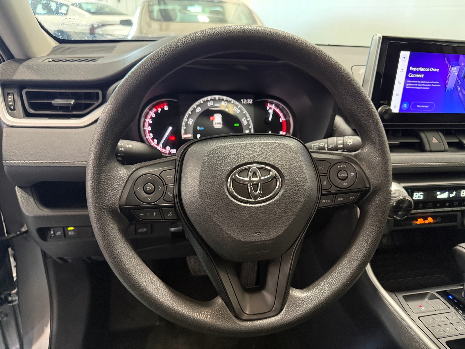 Thumbnail: 2025 Toyota RAV4 - 5