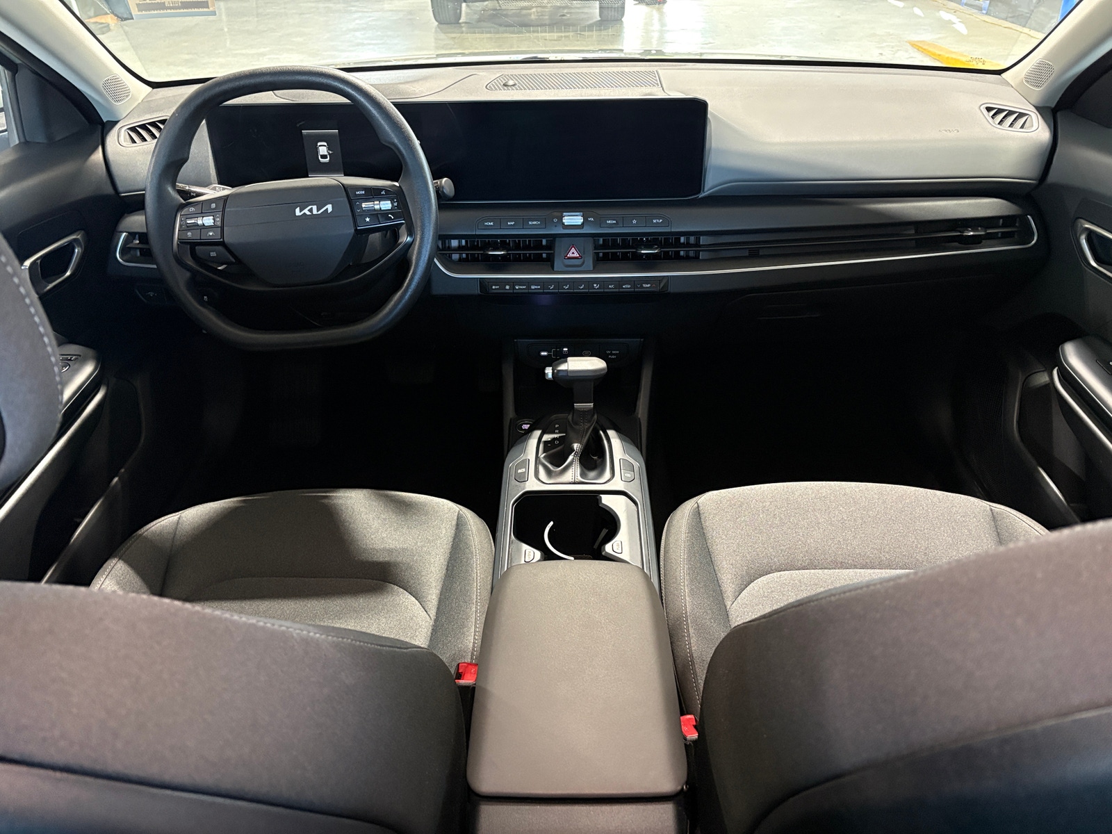 Thumbnail: 2025 Kia K4 - 3