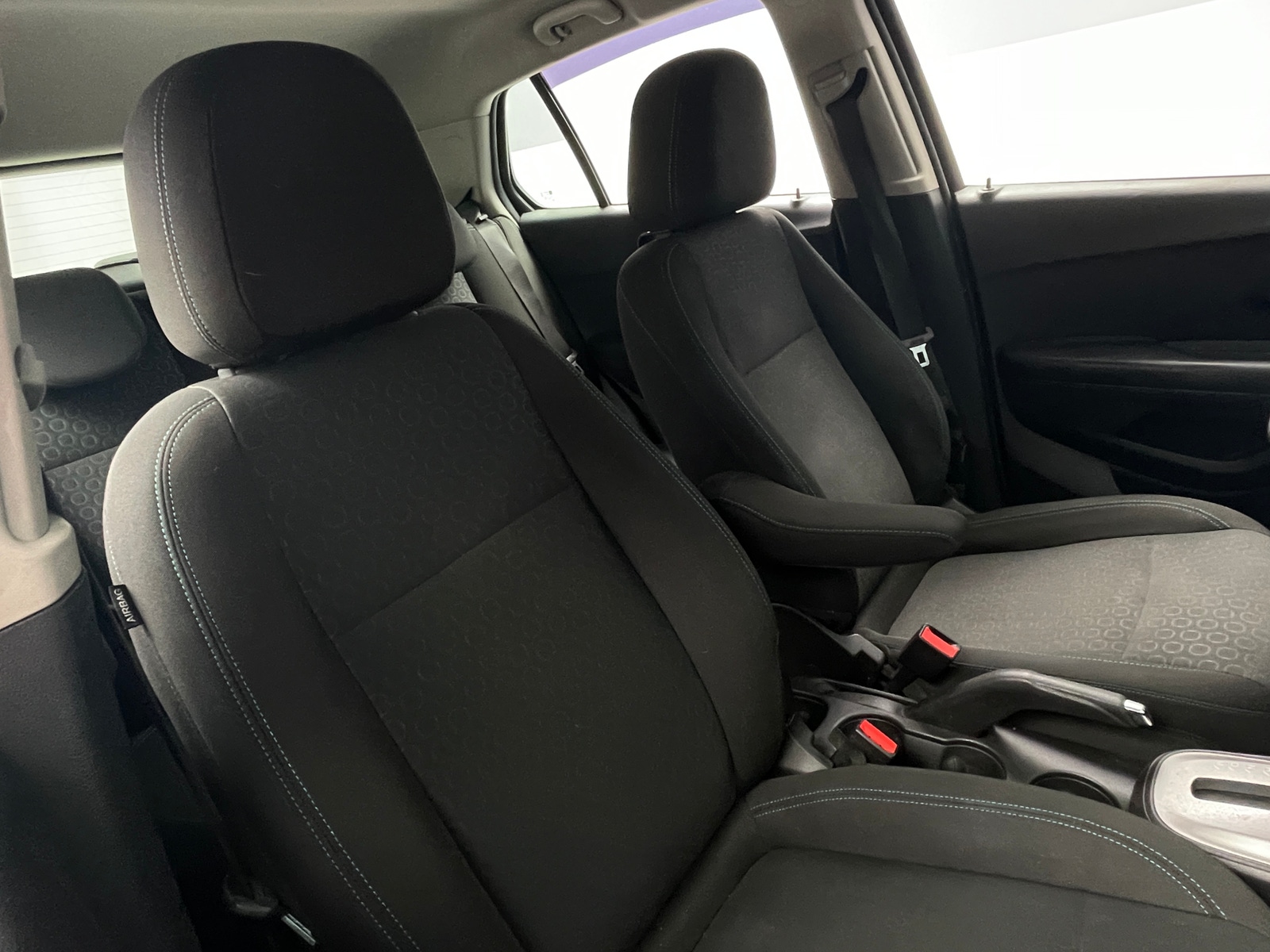 Thumbnail: 2015 Chevrolet Trax - 2