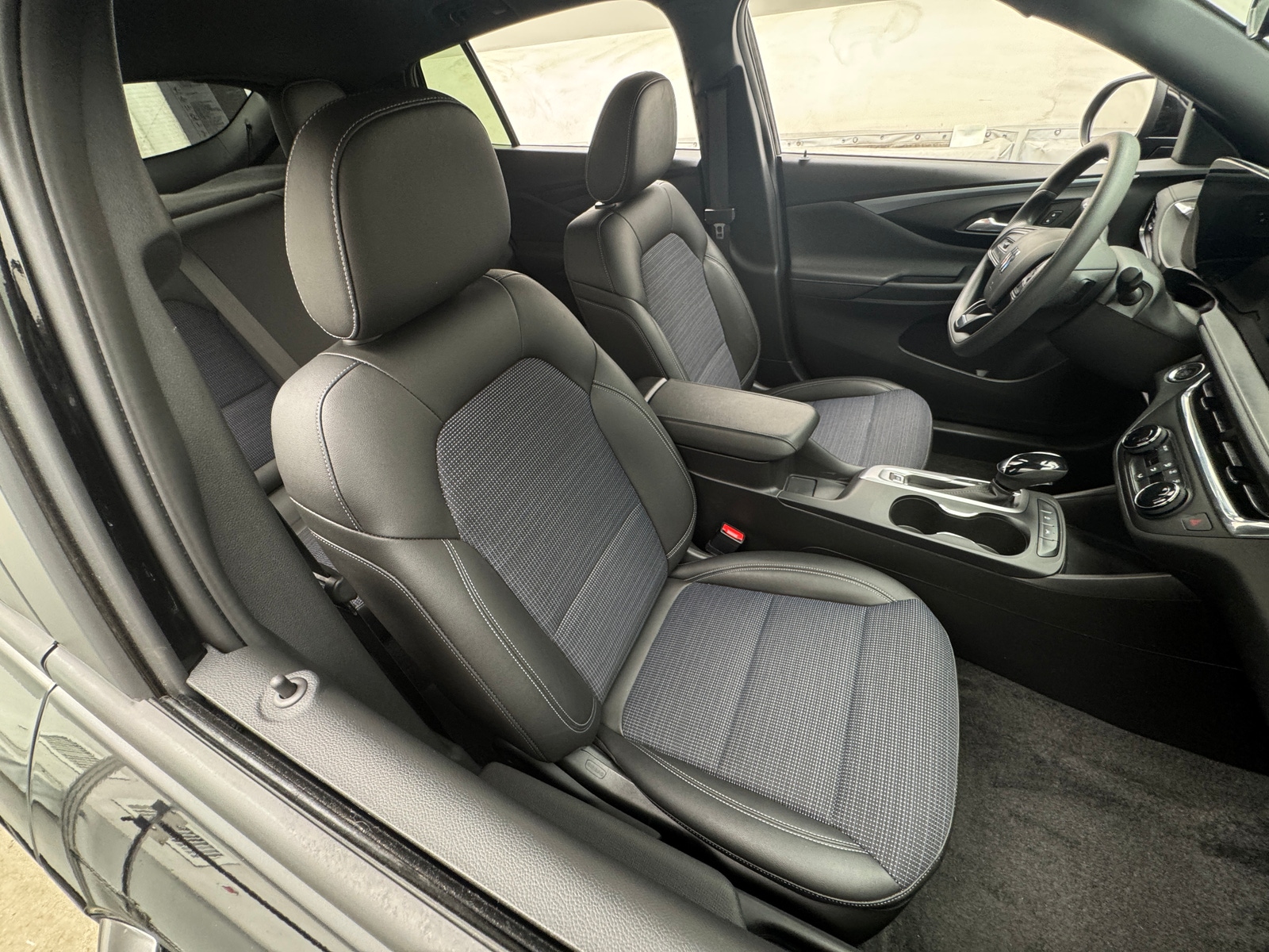 Thumbnail: 2025 Buick Envista - 2