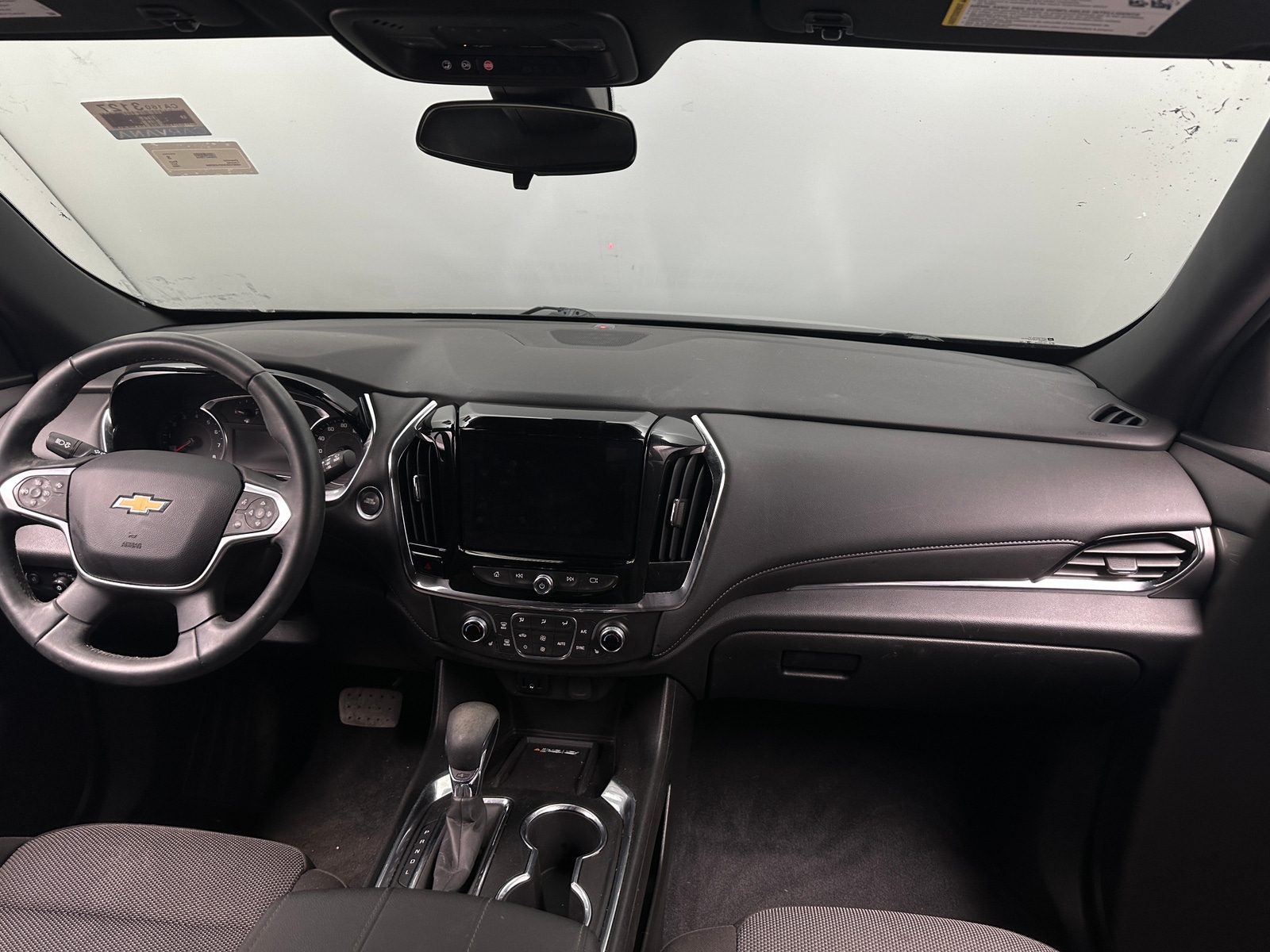 Thumbnail: 2023 Chevrolet Traverse - 3