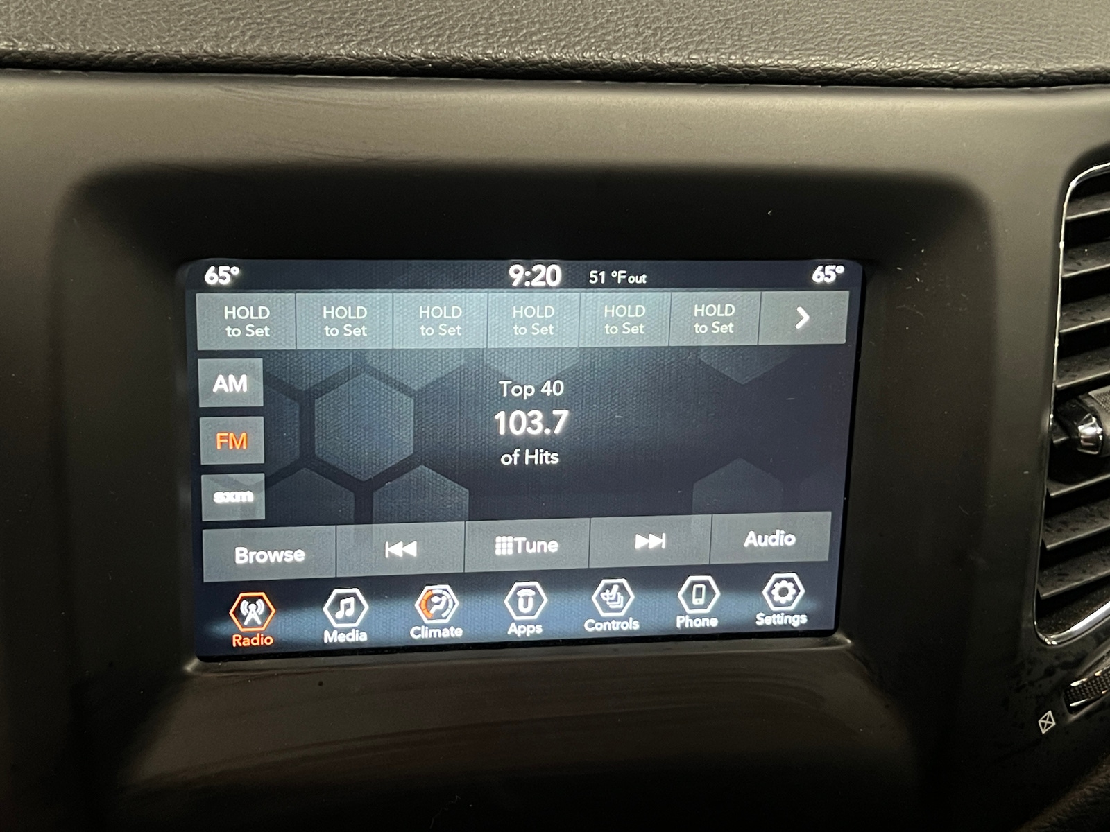 Thumbnail: 2019 Jeep Compass - 4