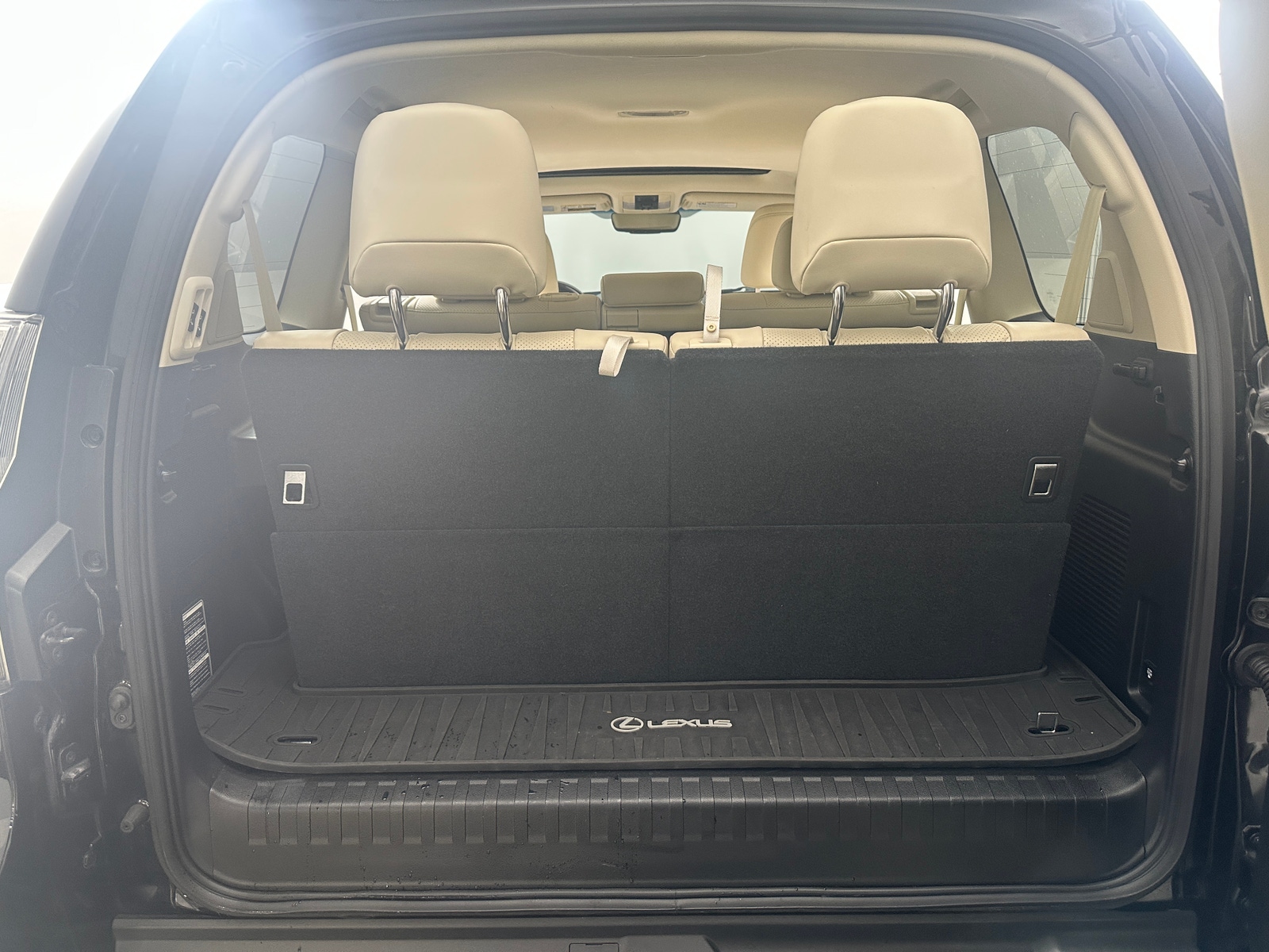 Thumbnail: 2023 Lexus GX - 6