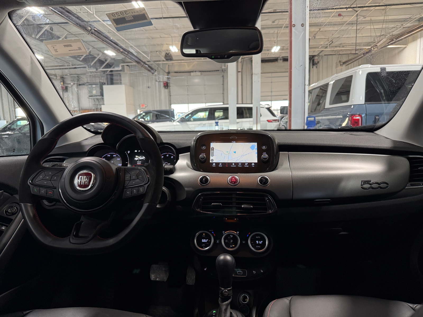 Thumbnail: 2023 Fiat 500X - 3