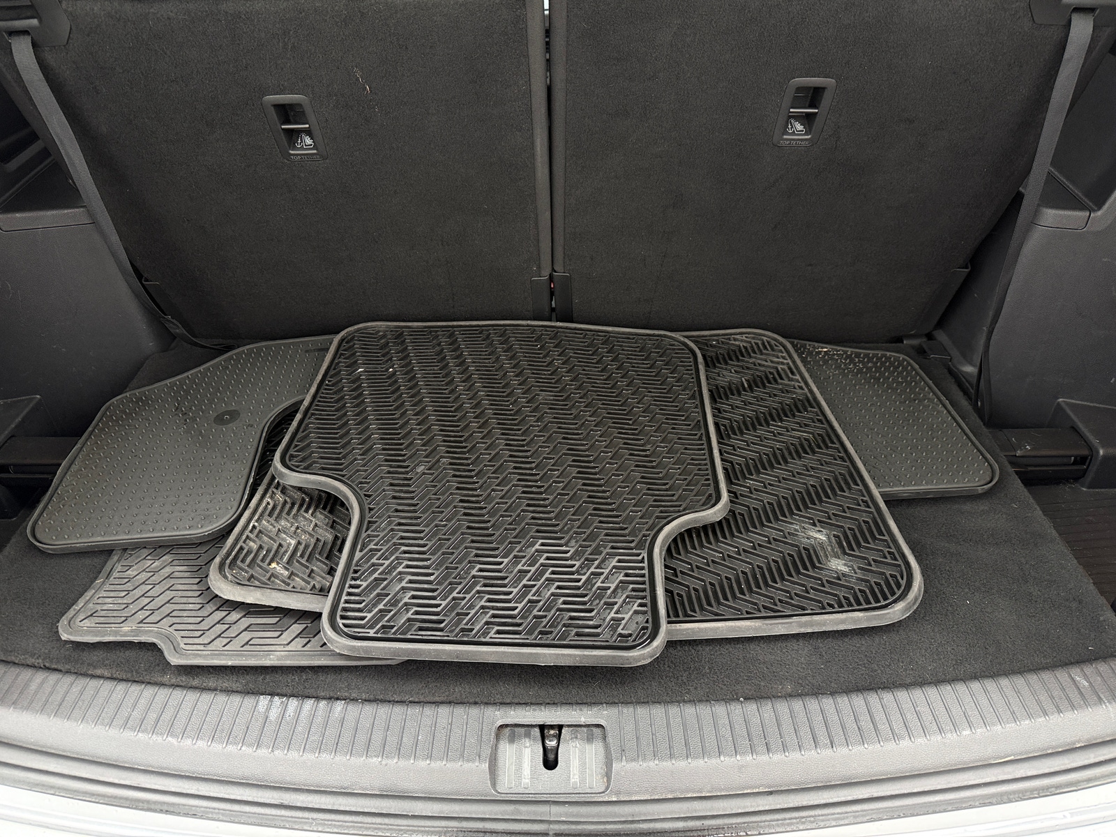 Thumbnail: 2021 Volkswagen Atlas - 6