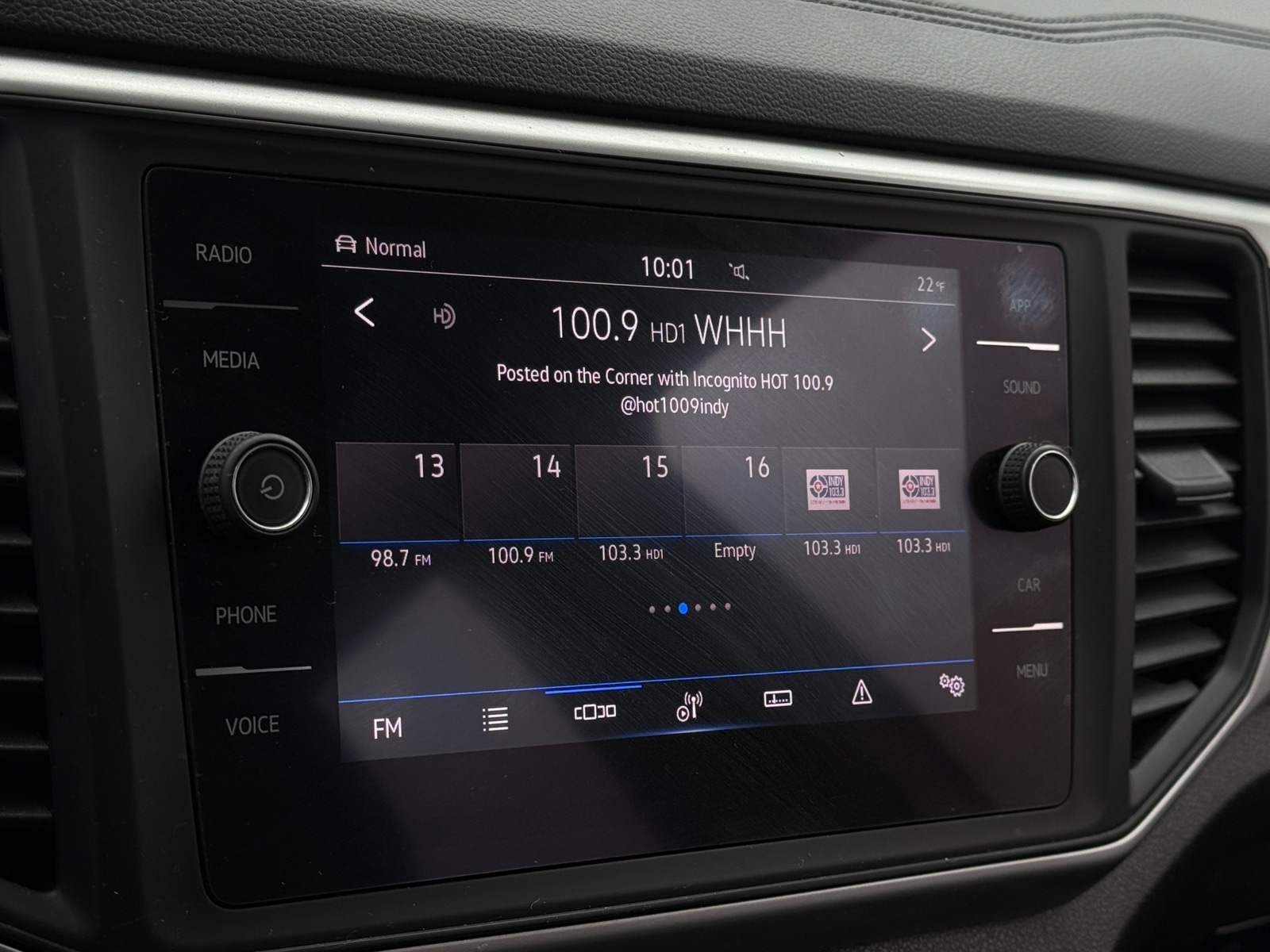 Thumbnail: 2021 Volkswagen Atlas - 3