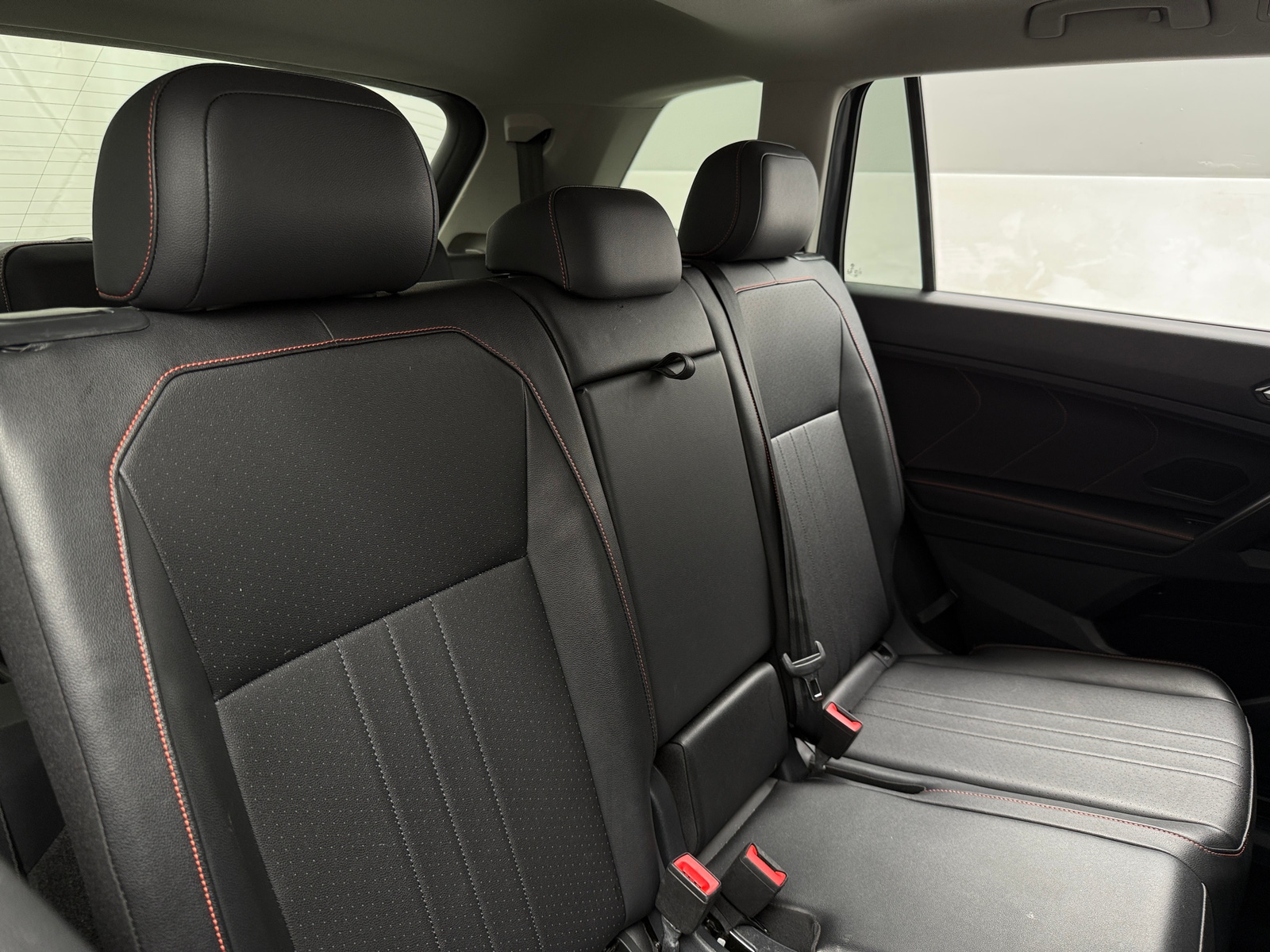 Thumbnail: 2024 Volkswagen Tiguan - 5