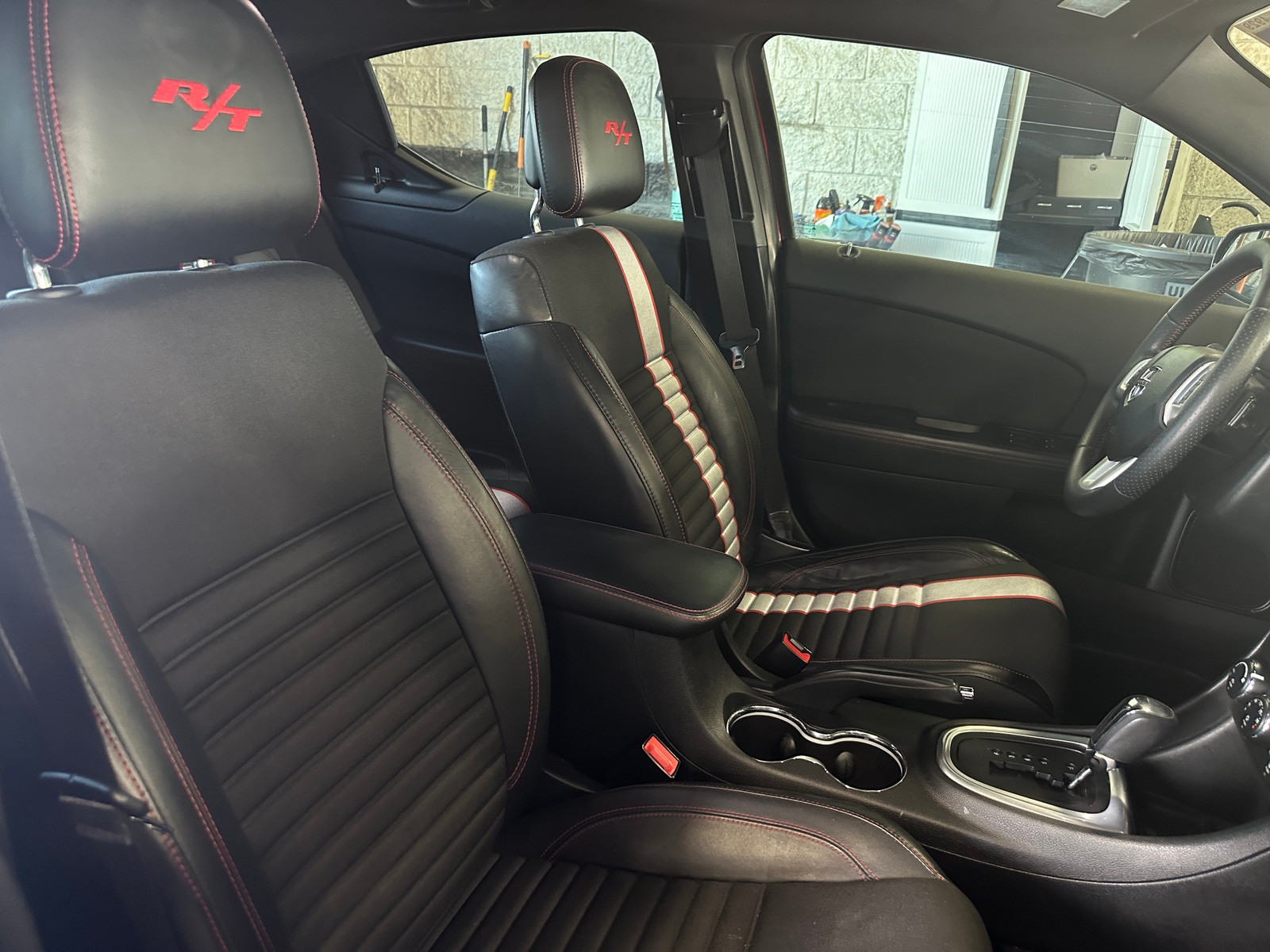 Thumbnail: 2014 Dodge Avenger - 2