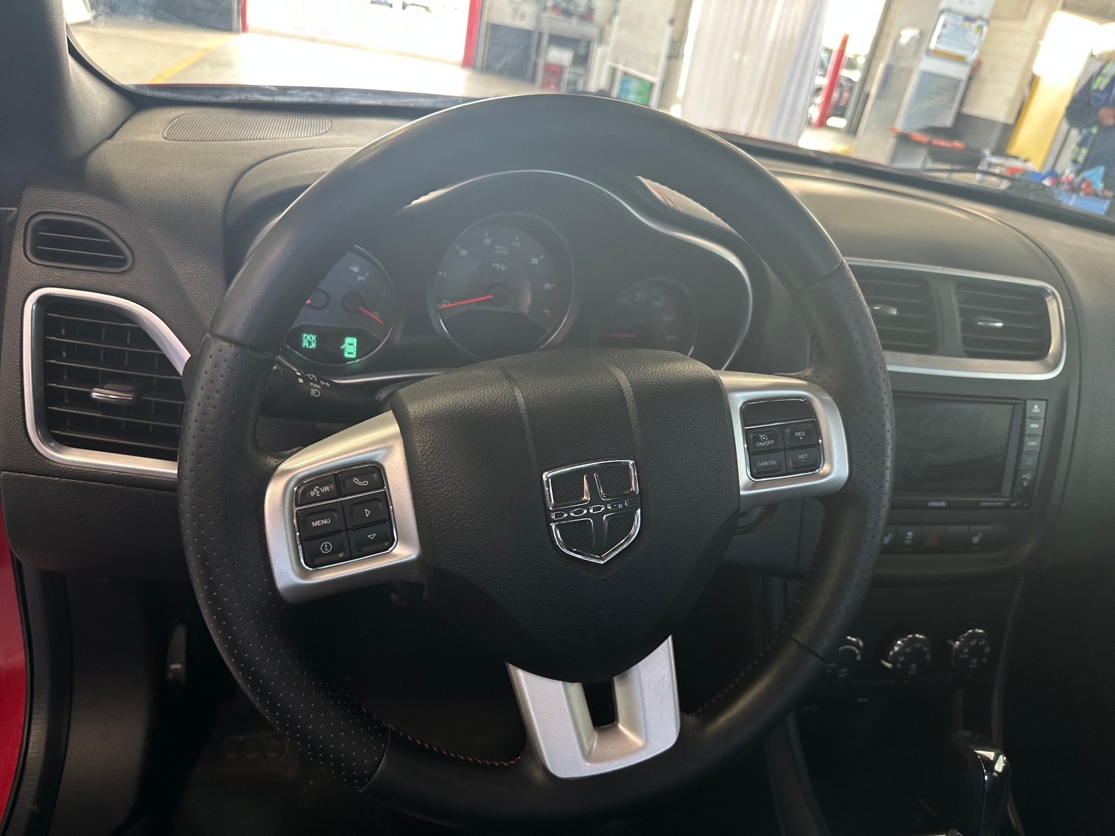 Thumbnail: 2014 Dodge Avenger - 5