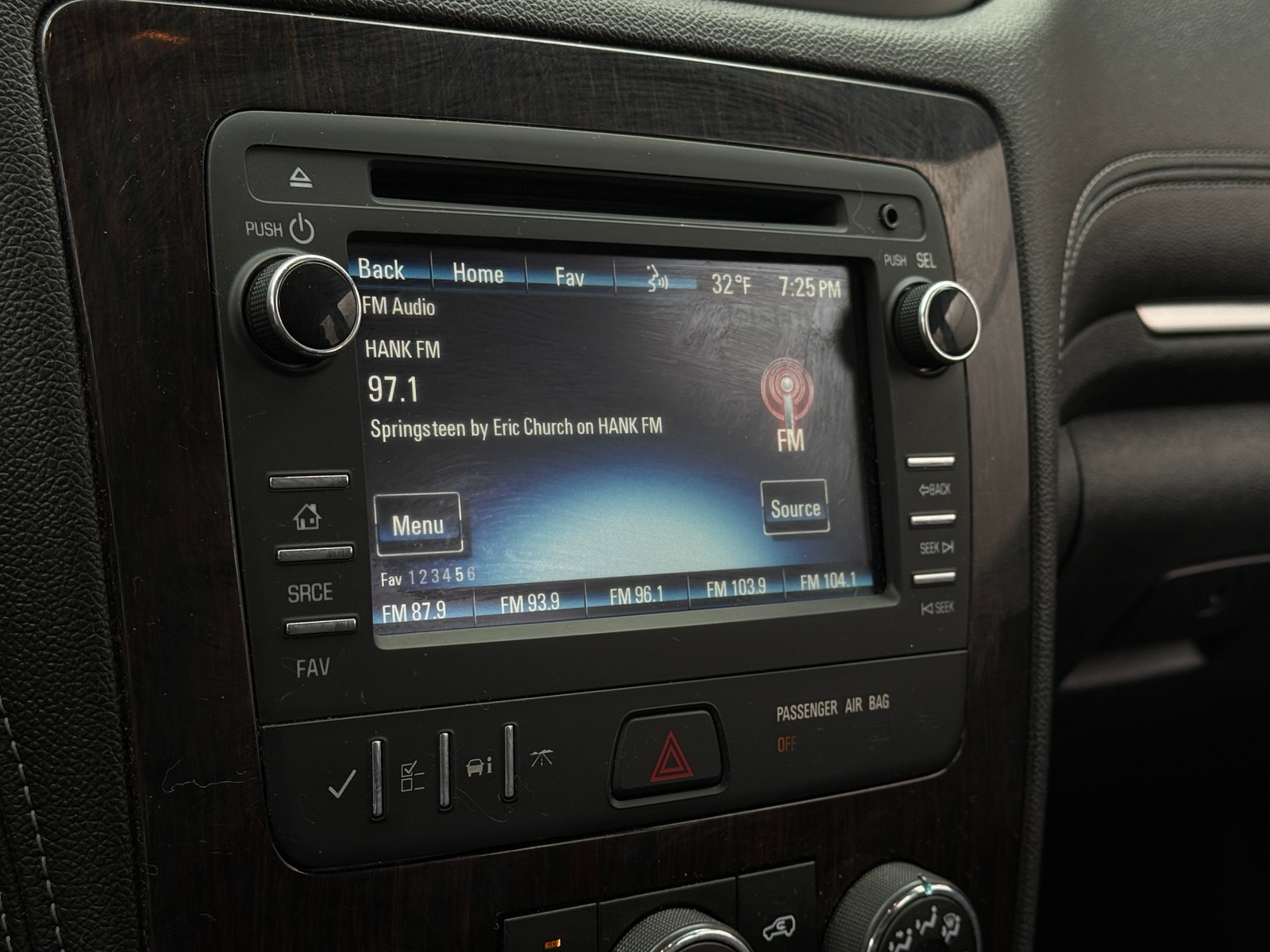 Thumbnail: 2017 Chevrolet Traverse - 4