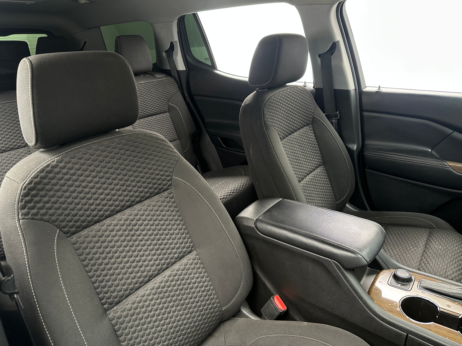 Thumbnail: 2017 GMC Acadia - 2