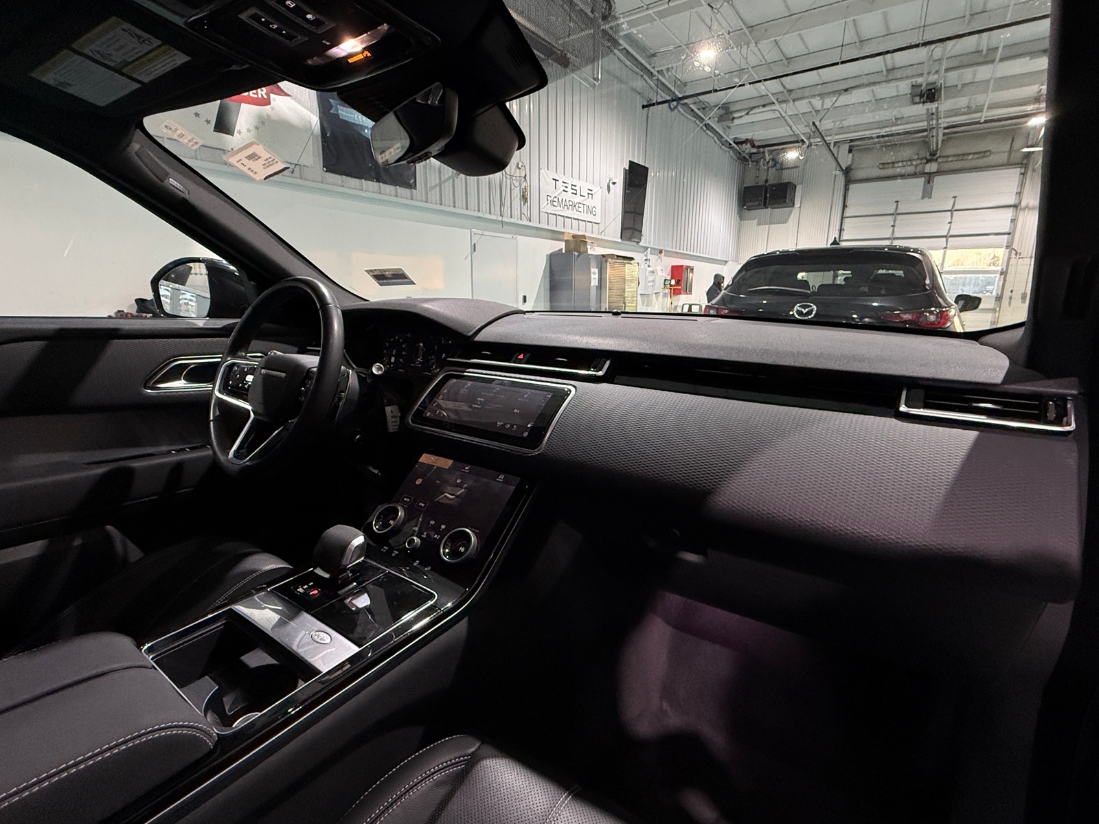 Thumbnail: 2023 Land Rover Range Rover Velar - 2