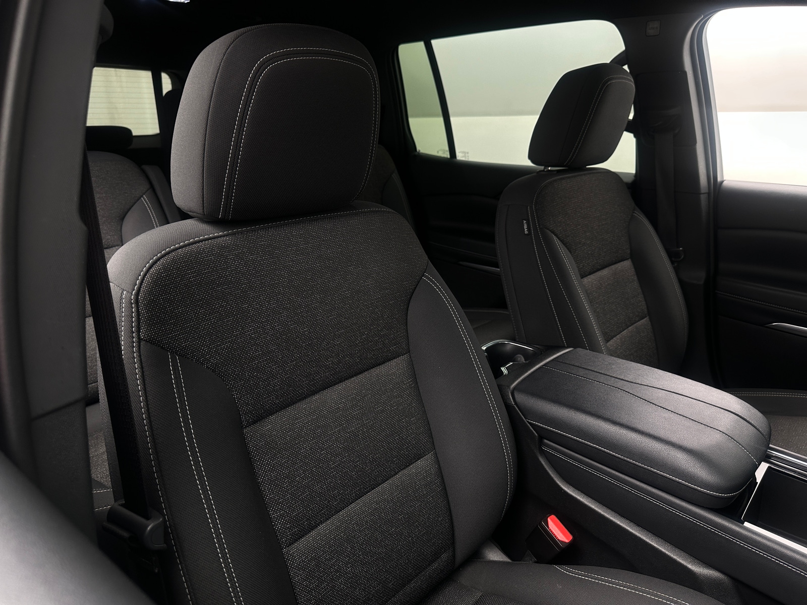 Thumbnail: 2025 Chevrolet Traverse - 2