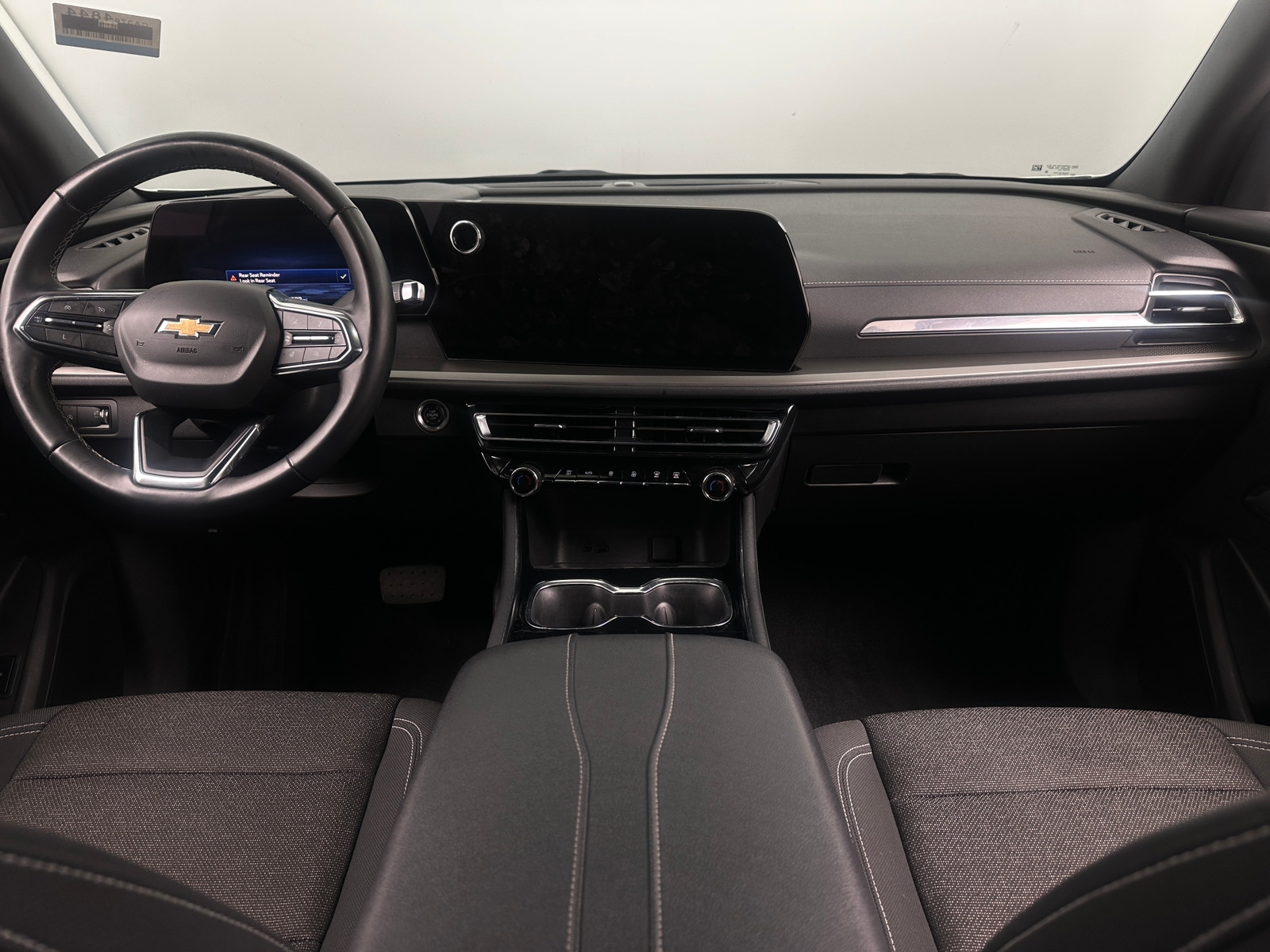 Thumbnail: 2025 Chevrolet Traverse - 3