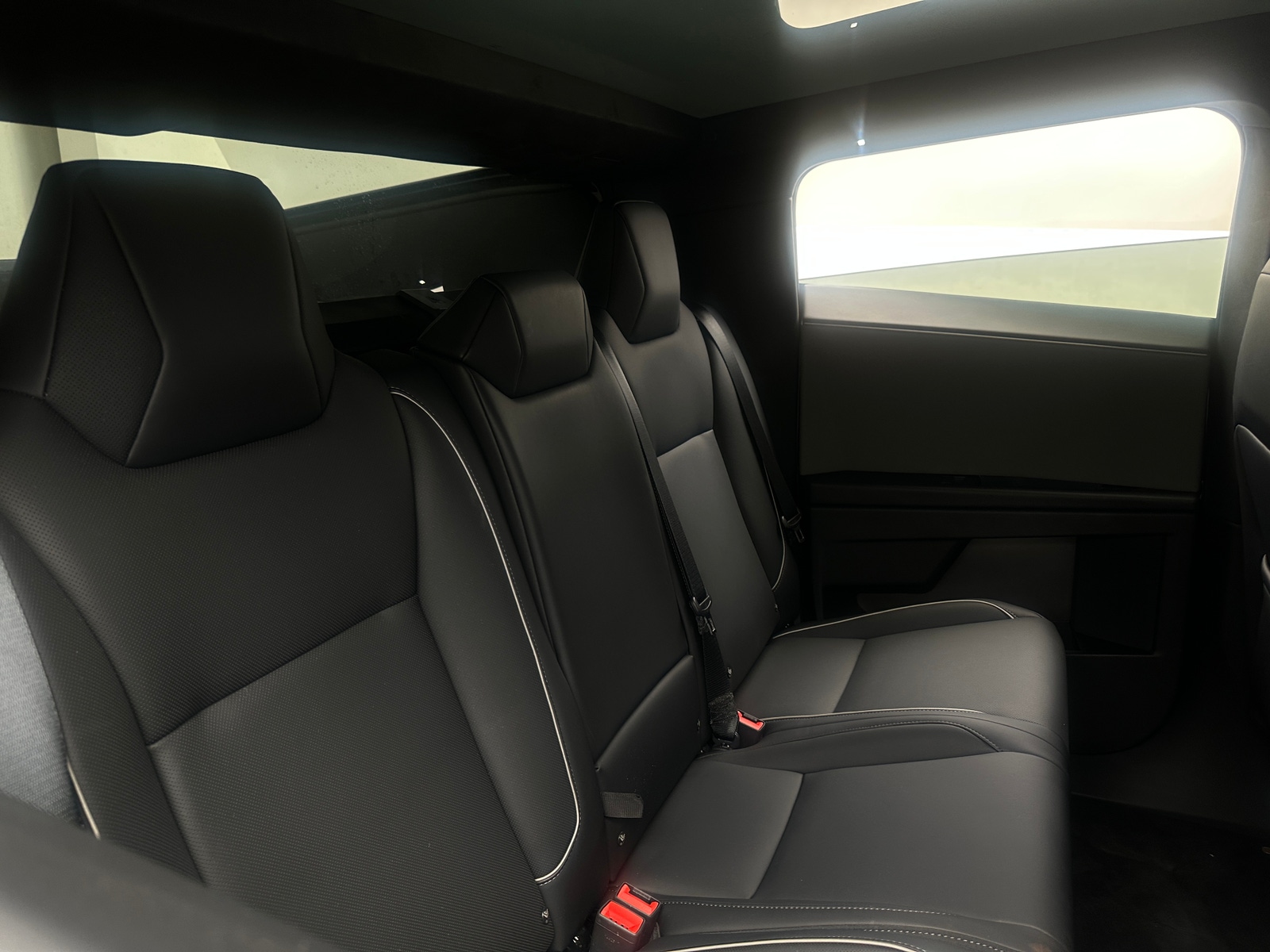 Thumbnail: 2025 Tesla Cybertruck - 5