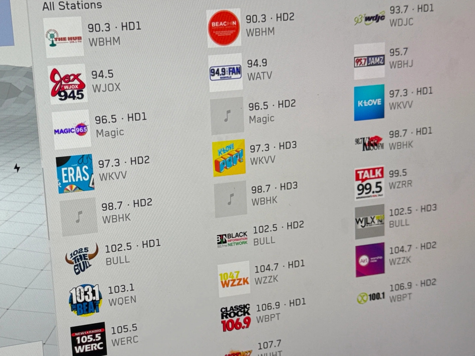 Thumbnail: 2025 Tesla Cybertruck - 3