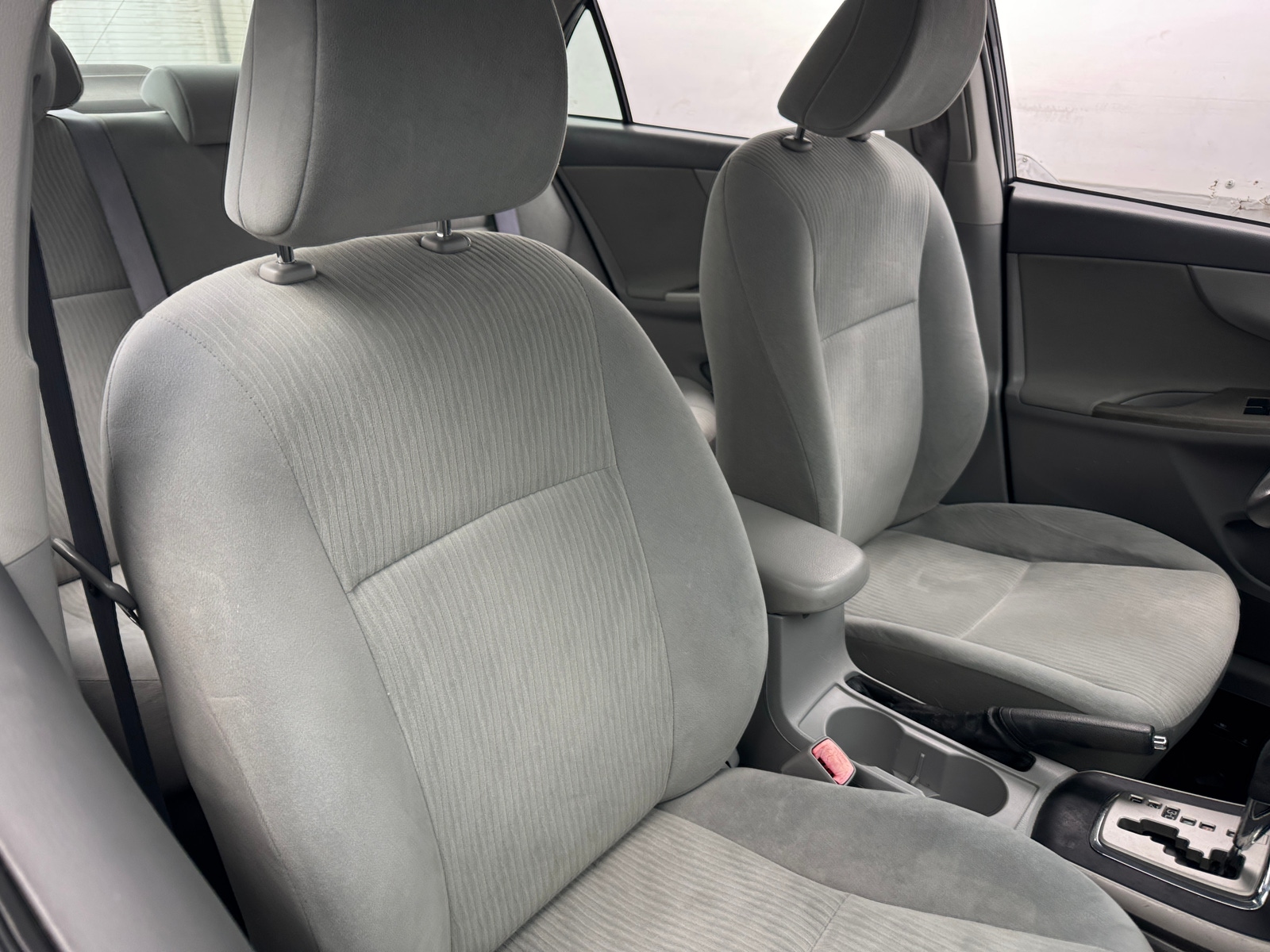 Thumbnail: 2010 Toyota Corolla - 2