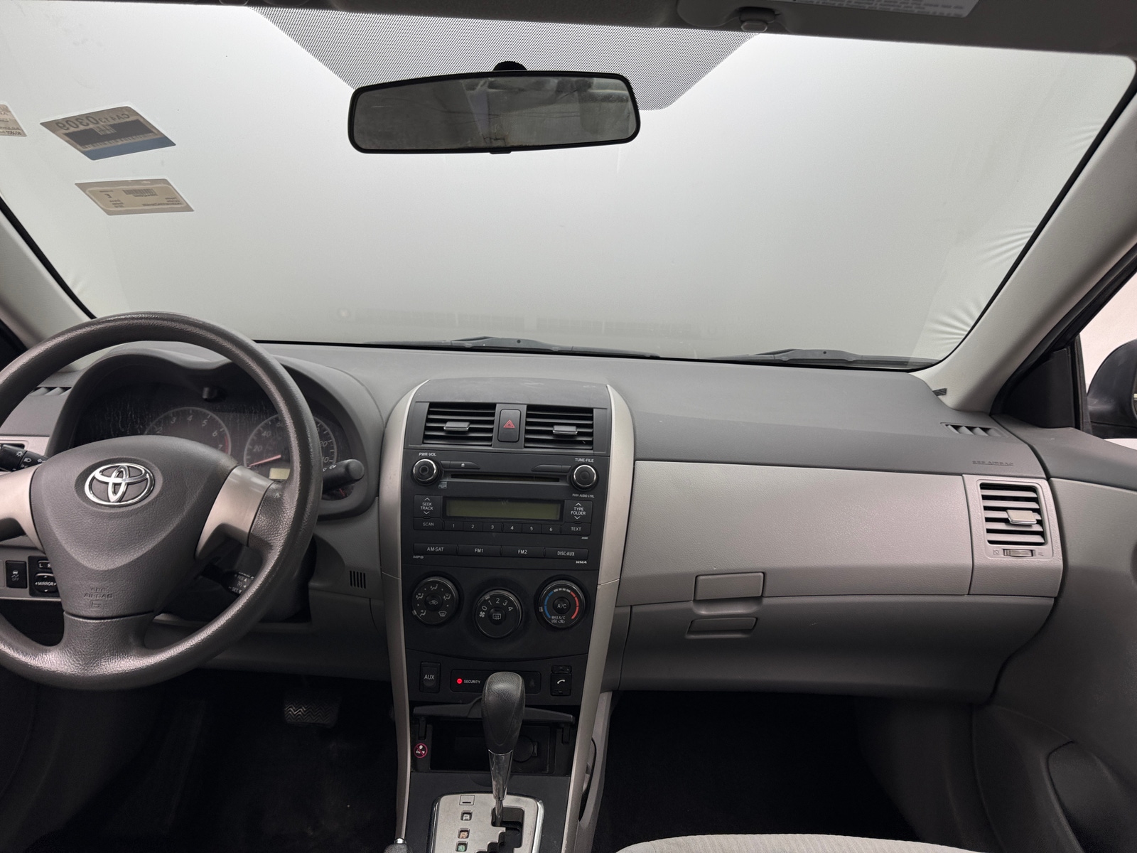 Thumbnail: 2010 Toyota Corolla - 3