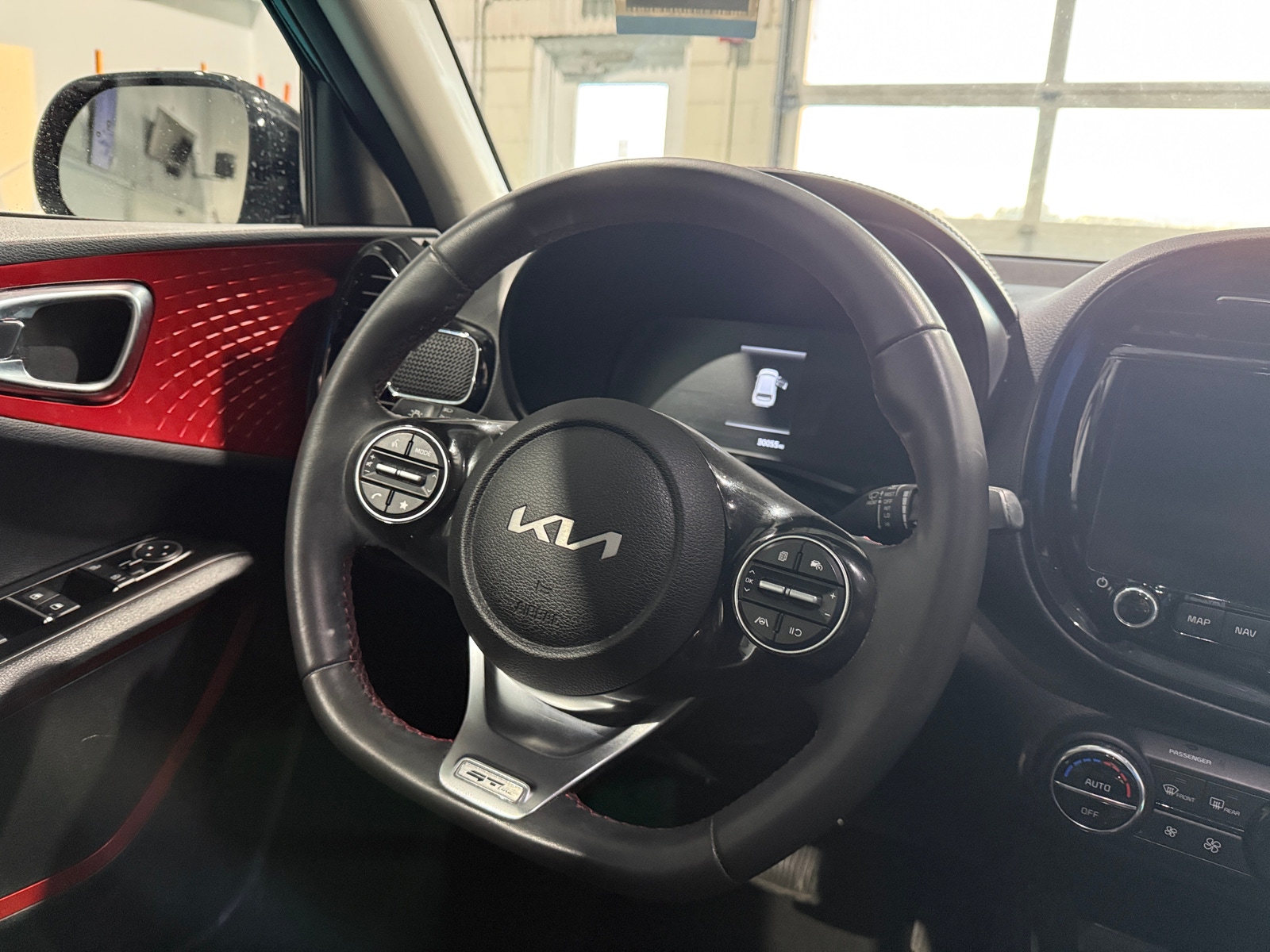 Thumbnail: 2023 Kia Soul - 4