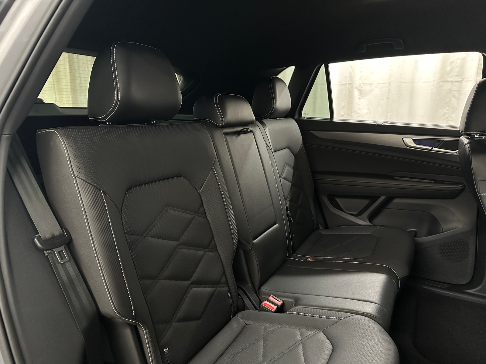 Thumbnail: 2025 Volkswagen Atlas - 5