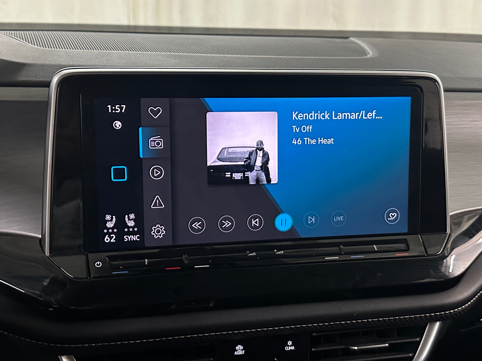 Thumbnail: 2025 Volkswagen Atlas - 3