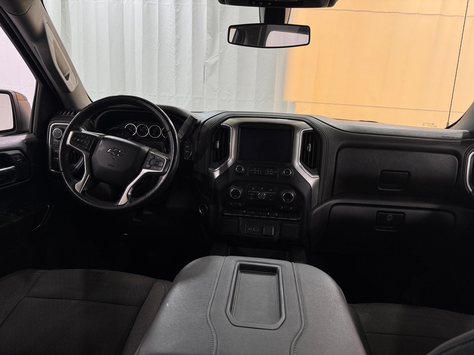 Thumbnail: 2021 Chevrolet Silverado 1500 - 3