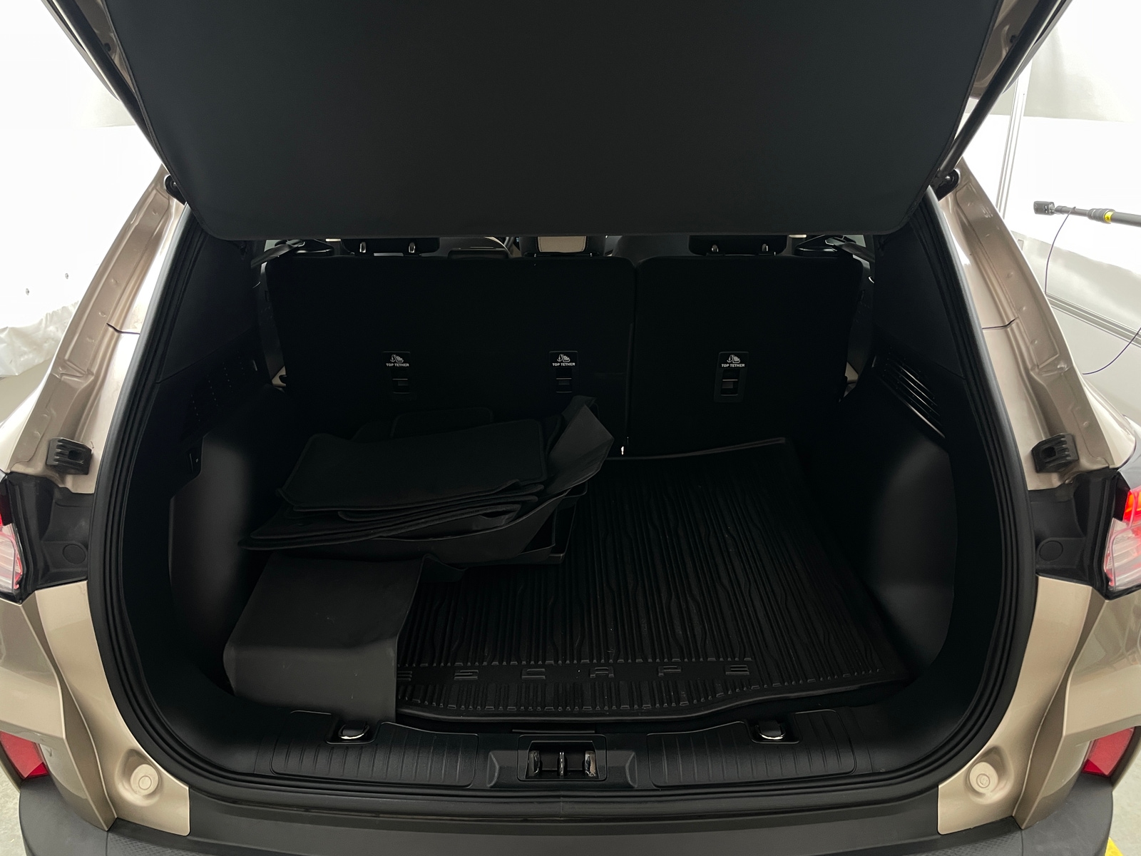 Thumbnail: 2020 Ford Escape - 7