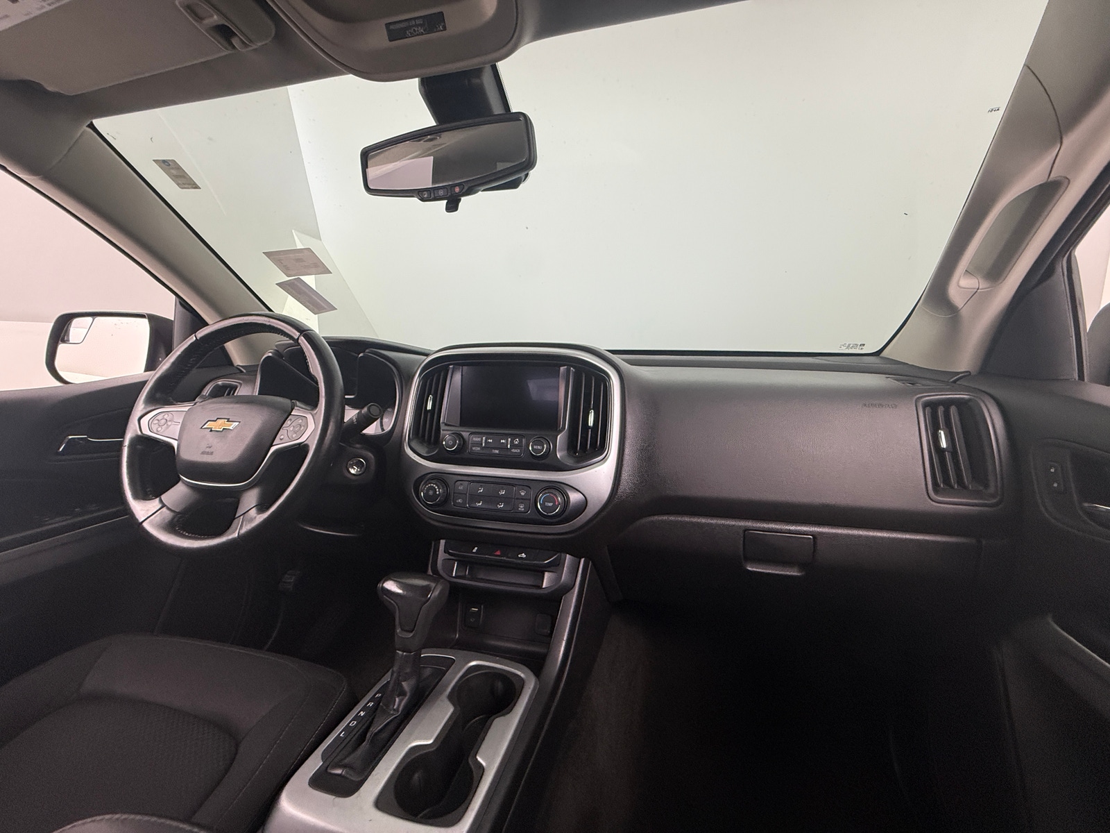 Thumbnail: 2018 Chevrolet Colorado - 3