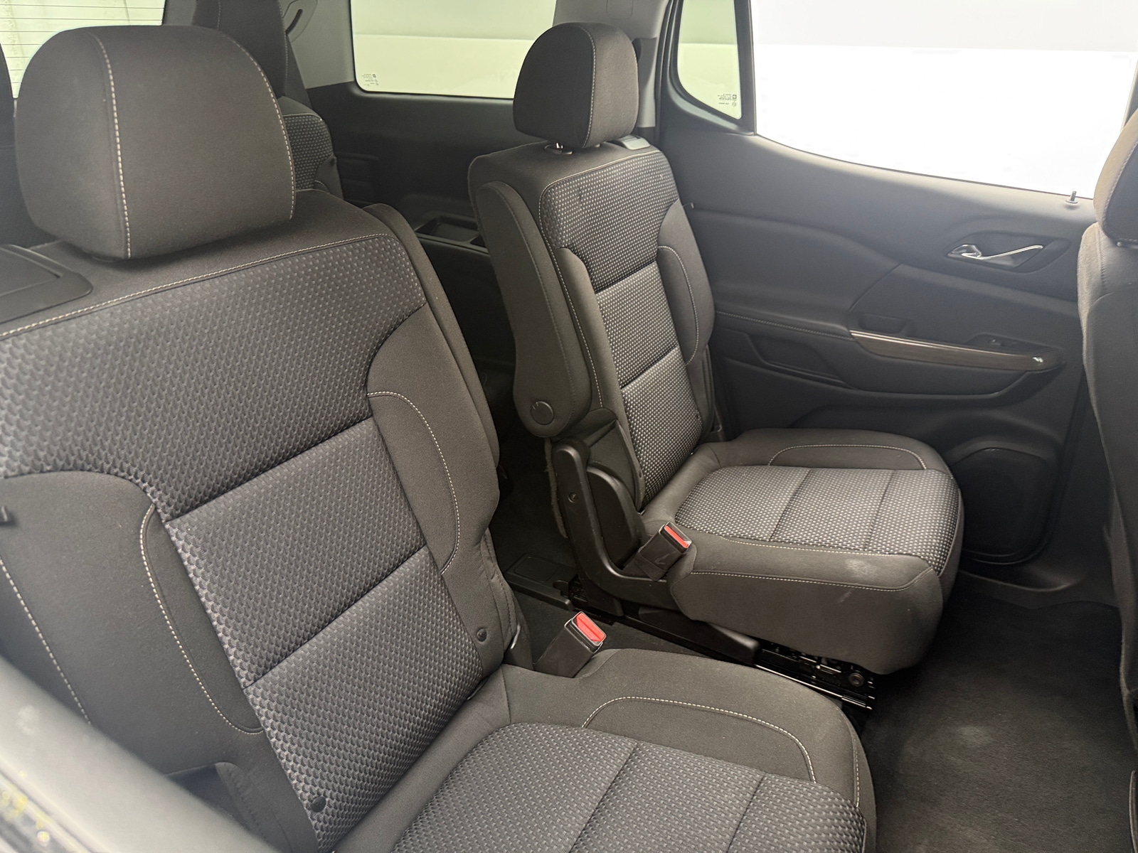 Thumbnail: 2023 GMC Acadia - 6