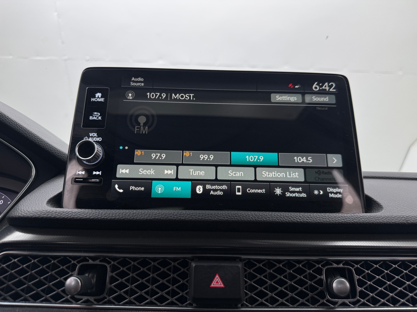 Thumbnail: 2023 Acura Integra - 3