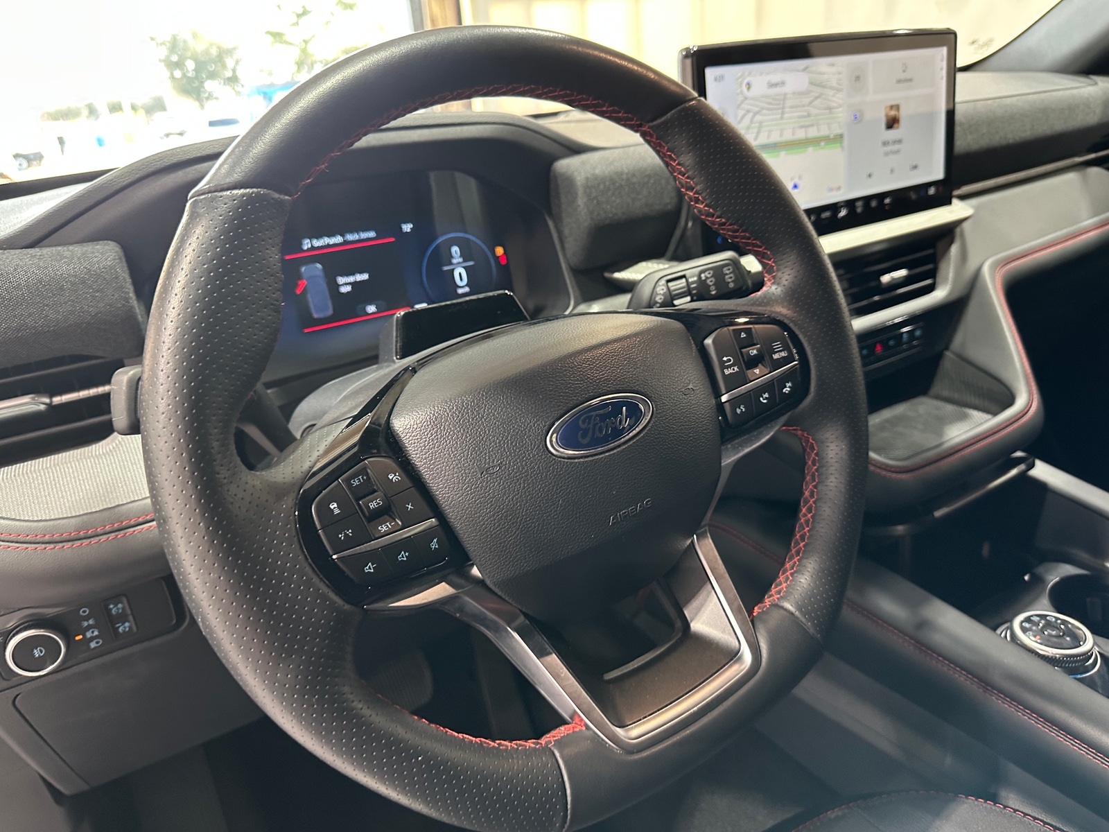 Thumbnail: 2025 Ford Explorer - 4