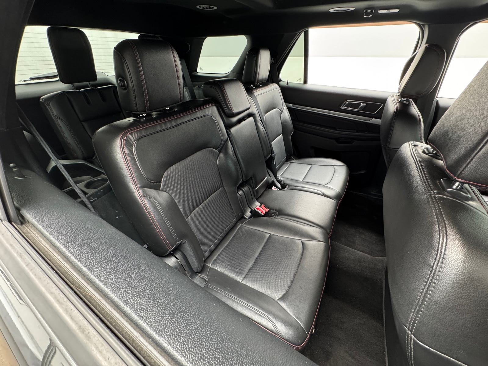 Thumbnail: 2018 Ford Explorer - 5